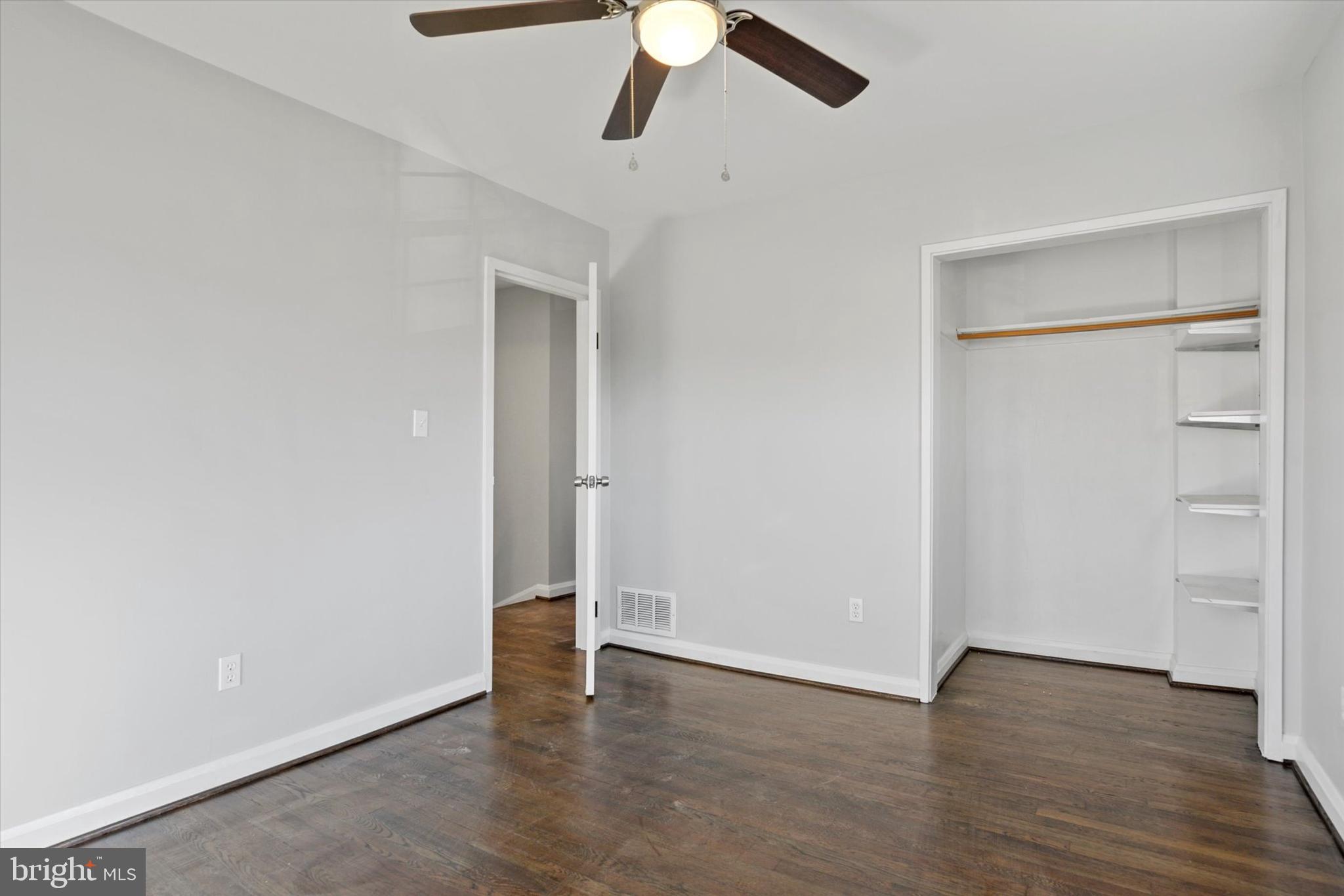 CHARLESMONT - Residential