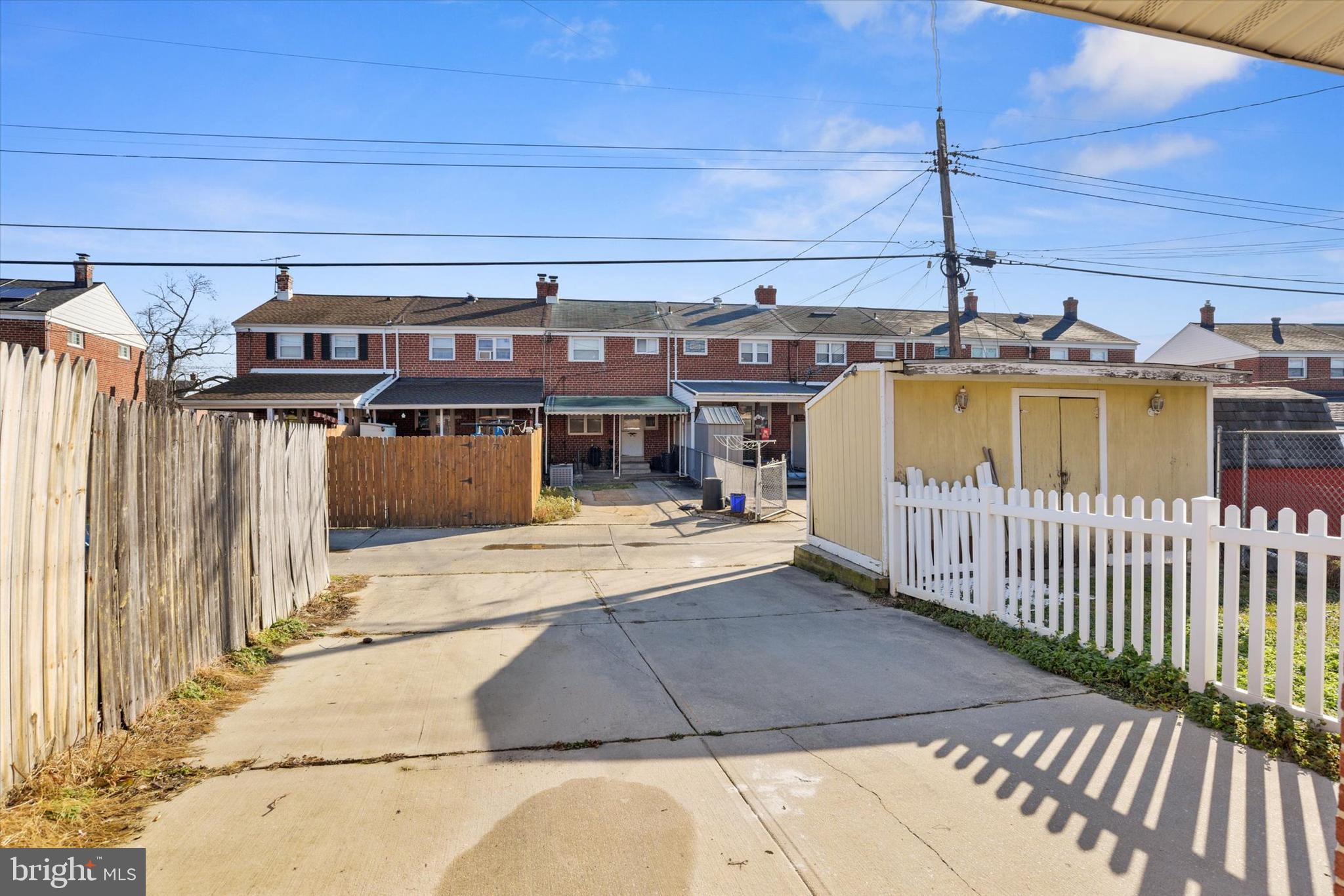 CHARLESMONT - Residential