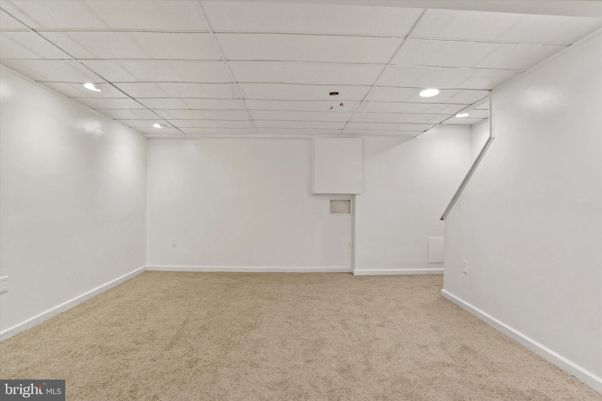 CHARLESMONT - Residential