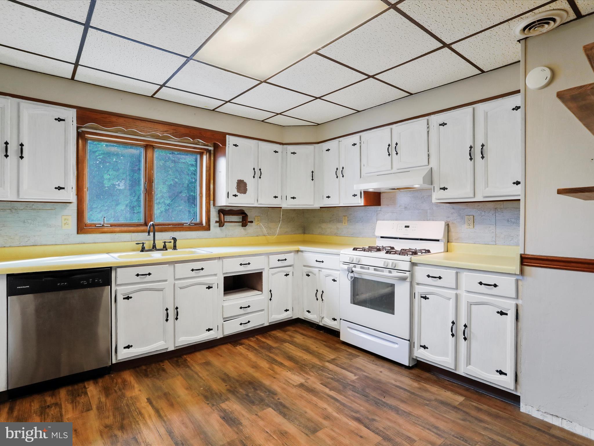 WEST END - Residential