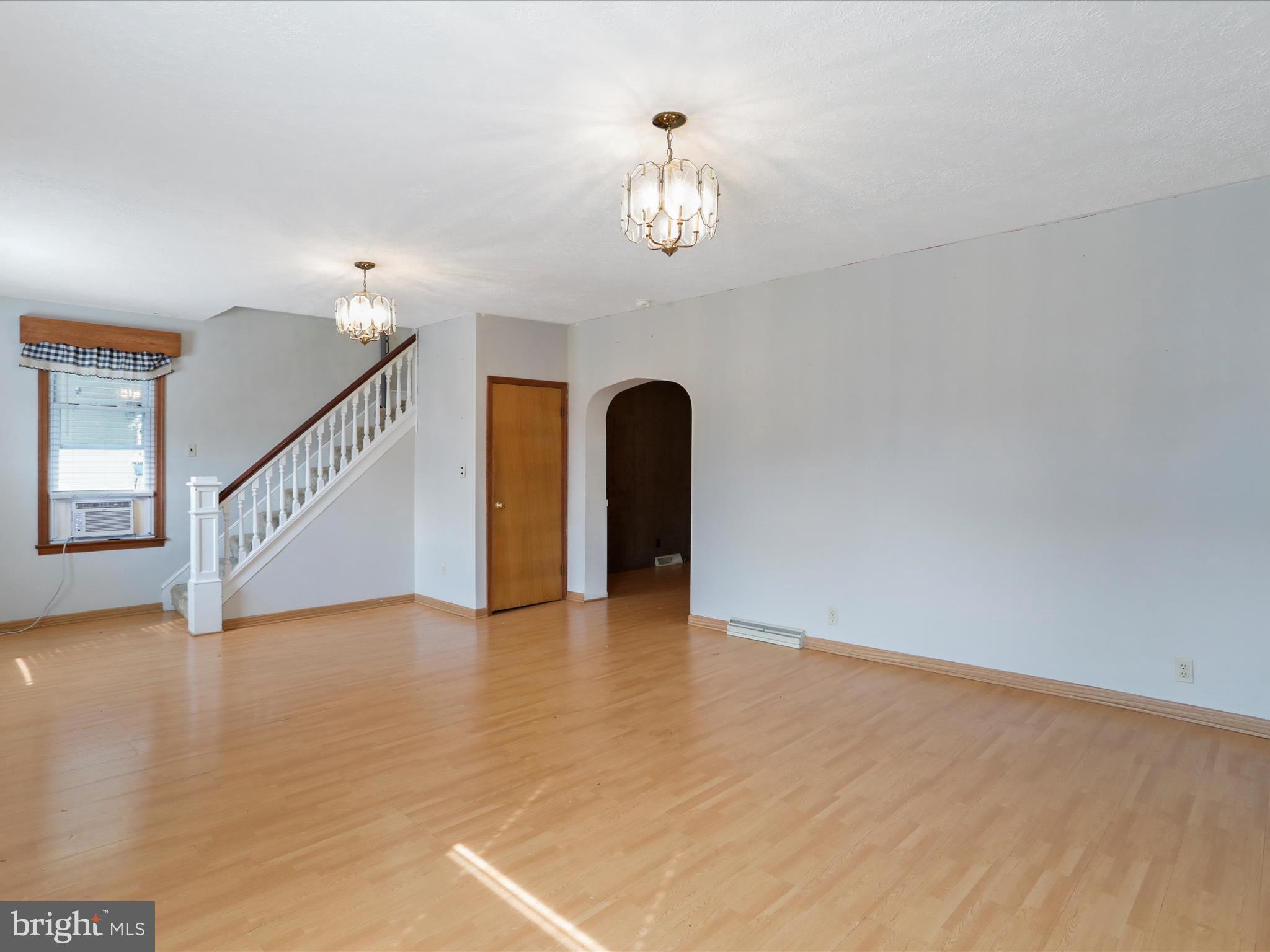 WEST END - Residential