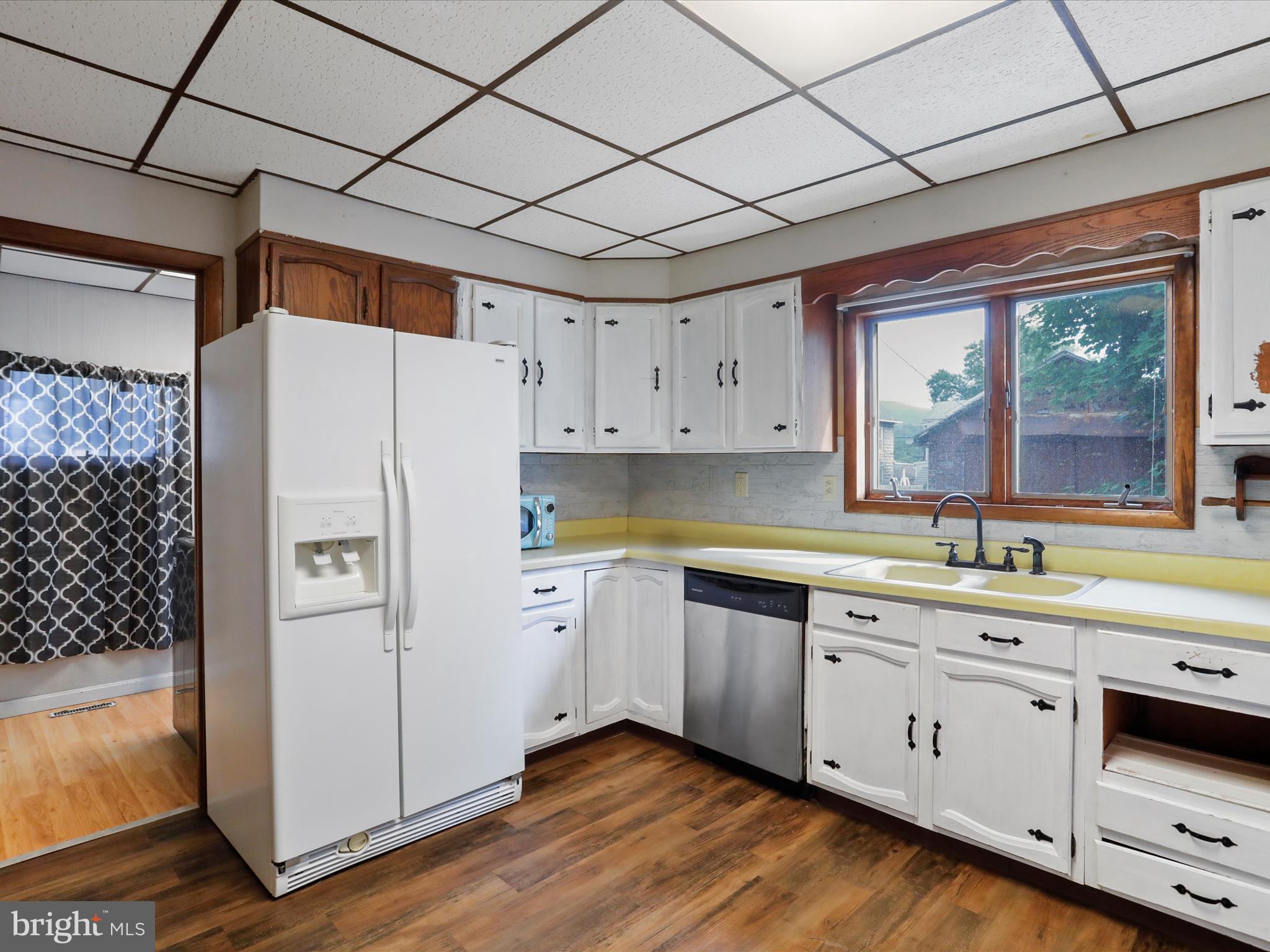 WEST END - Residential