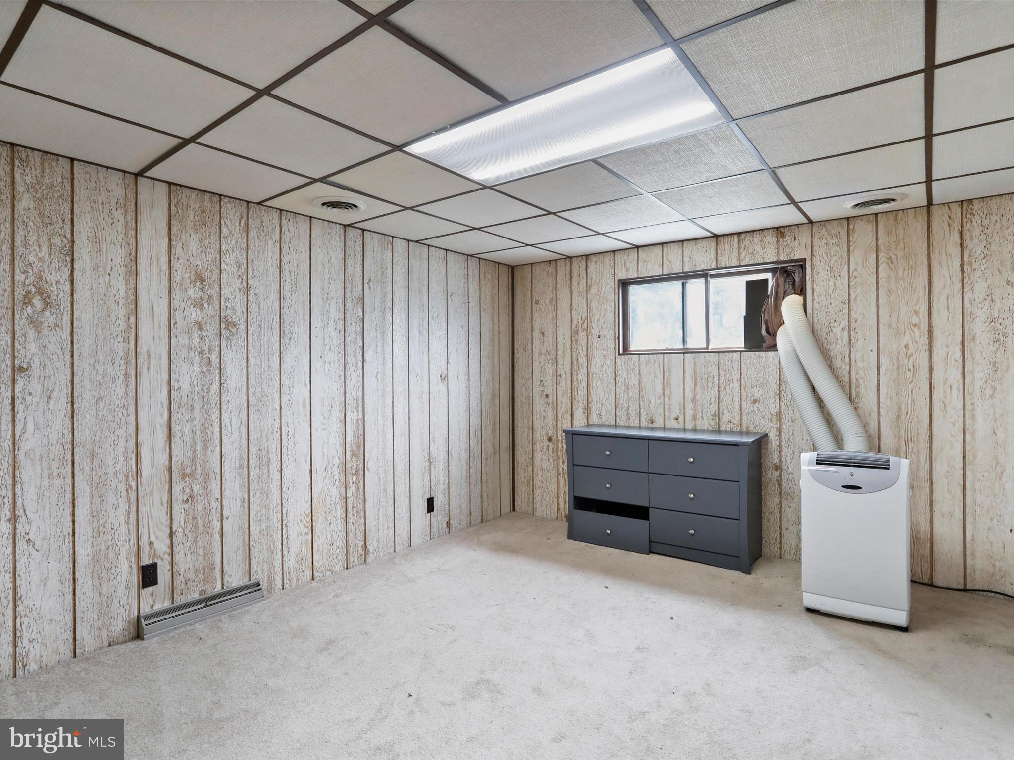 WEST END - Residential