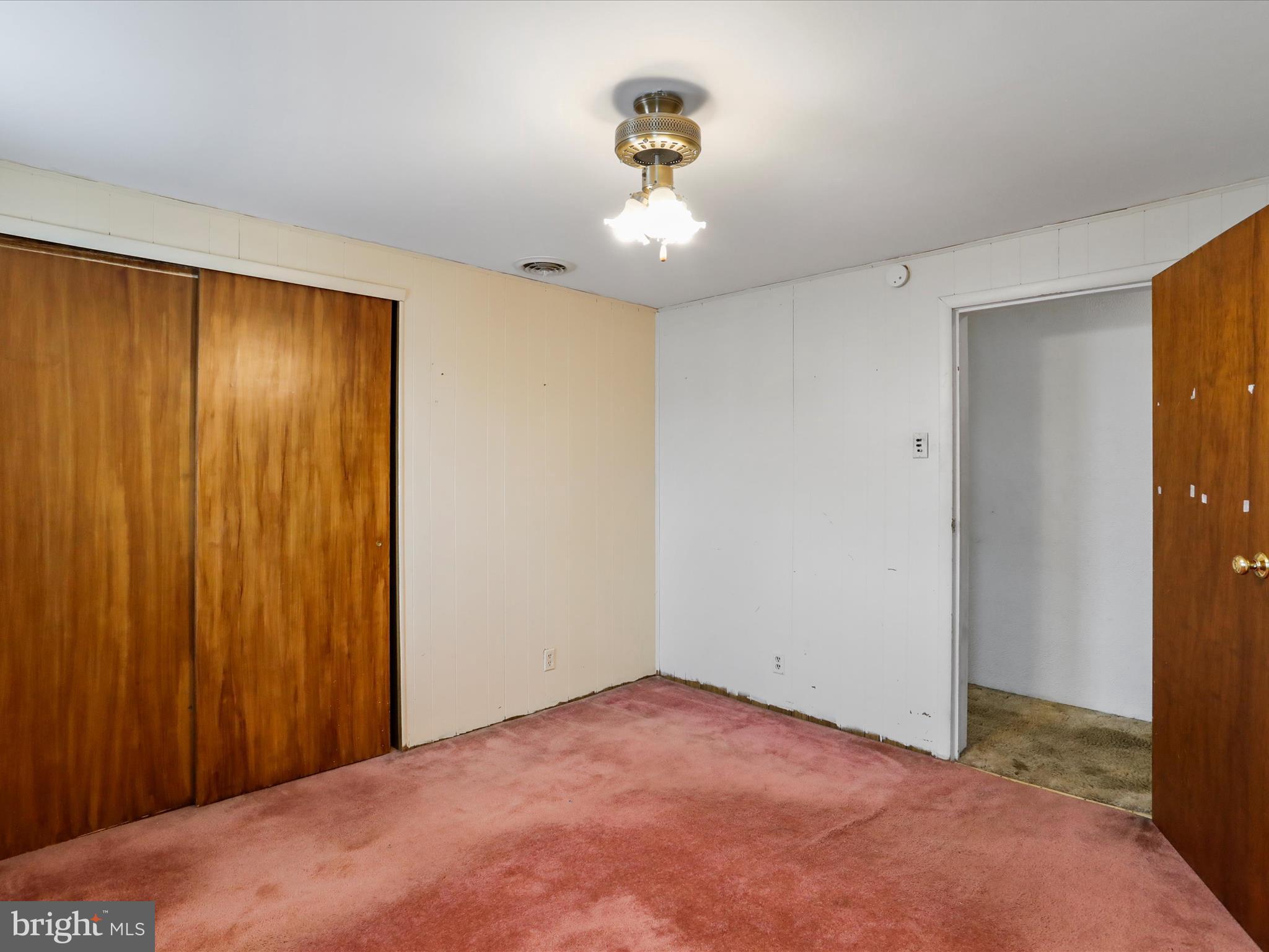 WEST END - Residential