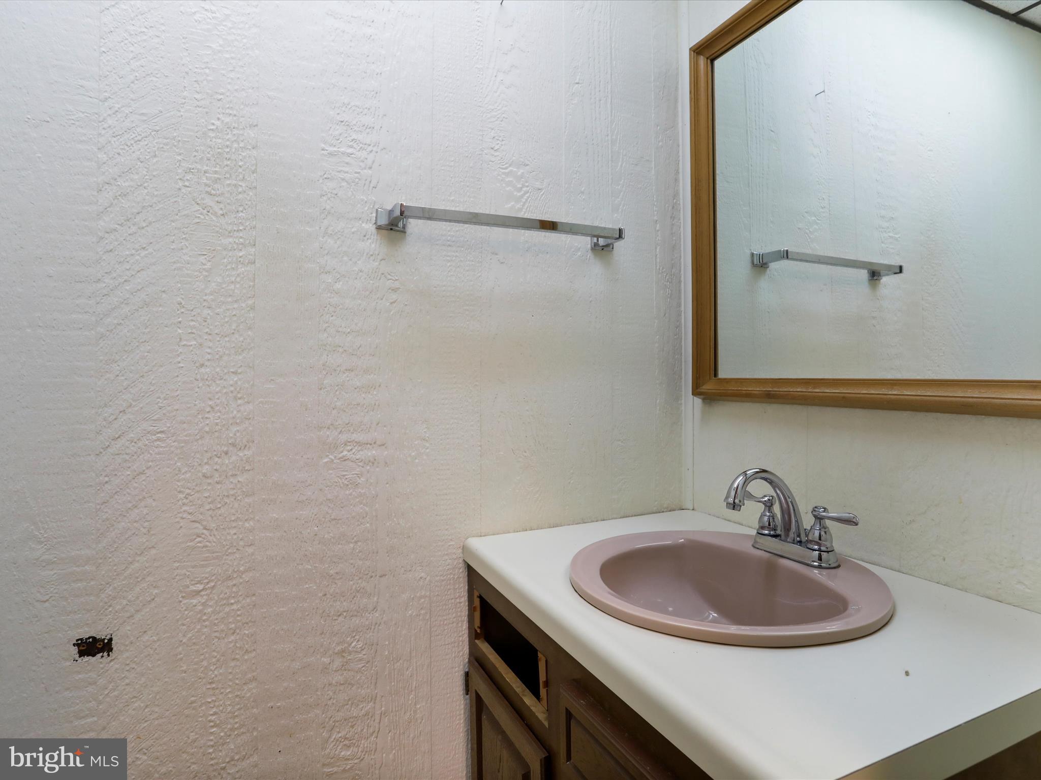 WEST END - Residential