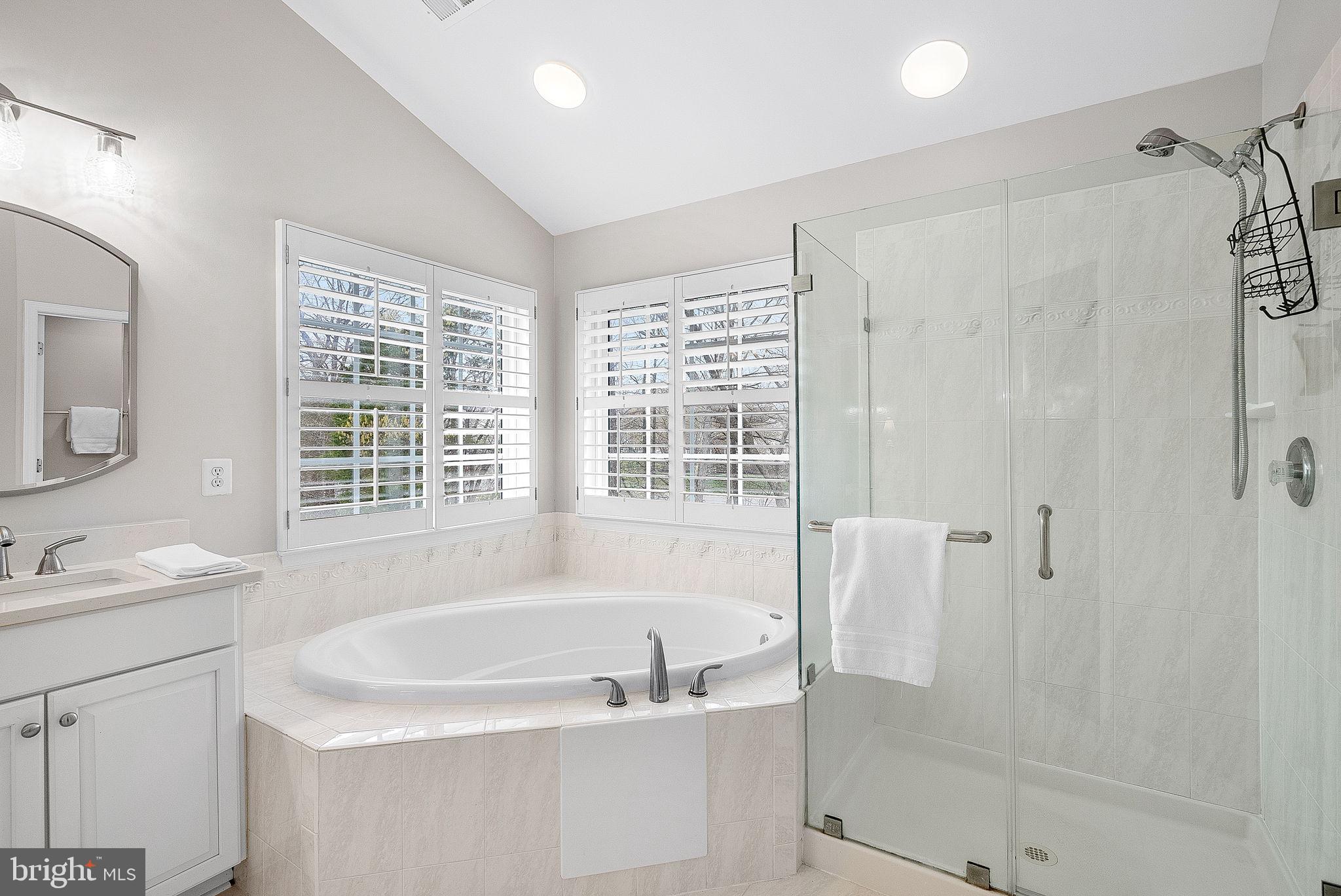 BROADLANDS - Residential