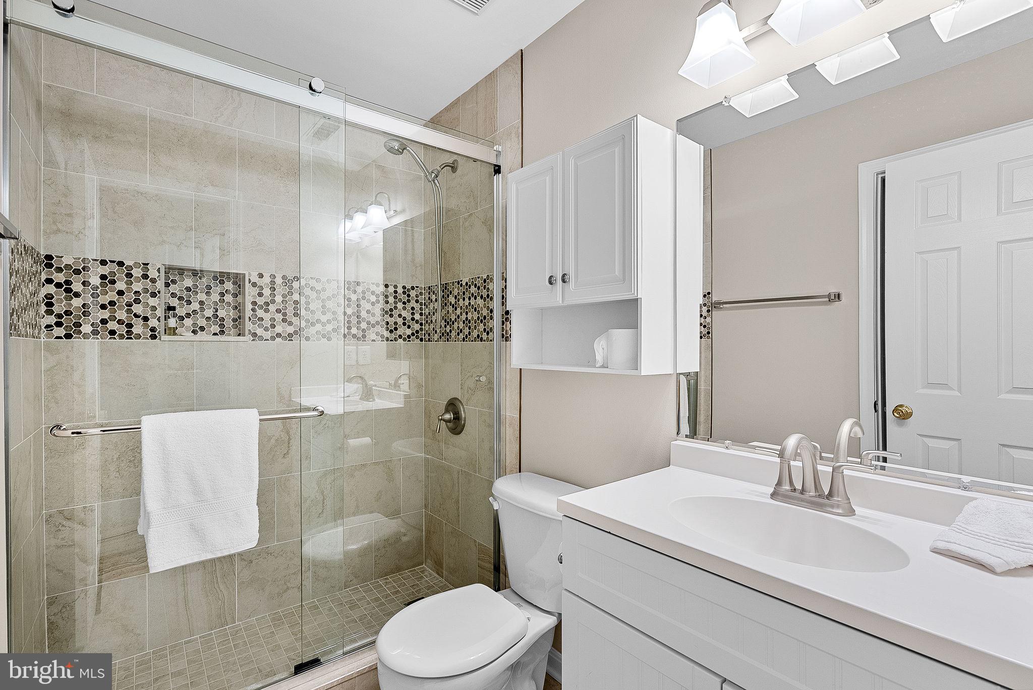 BROADLANDS - Residential