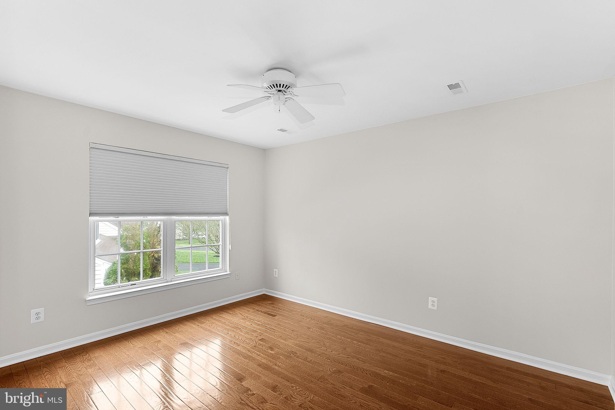 BROADLANDS - Residential