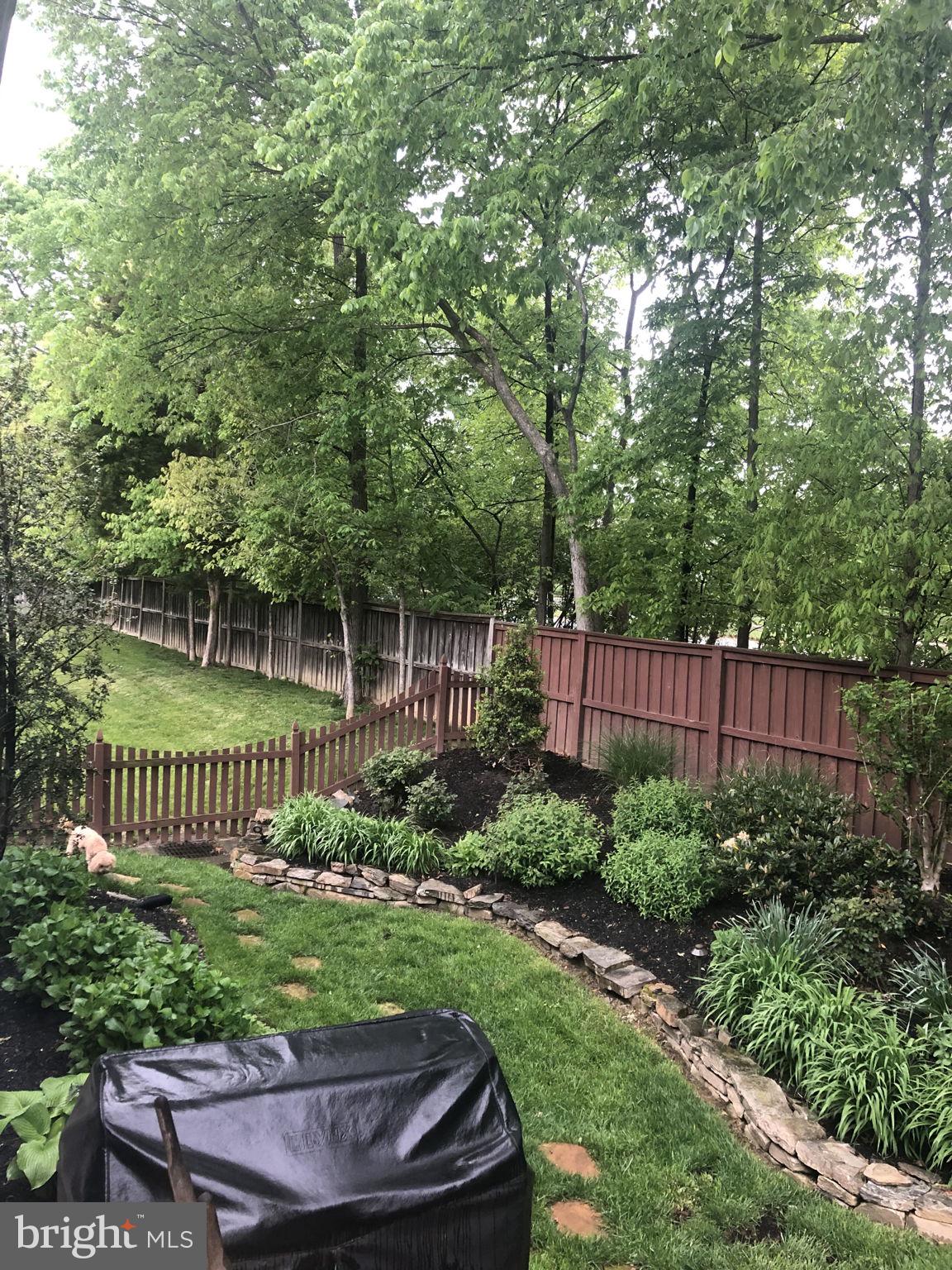 BROADLANDS - Residential