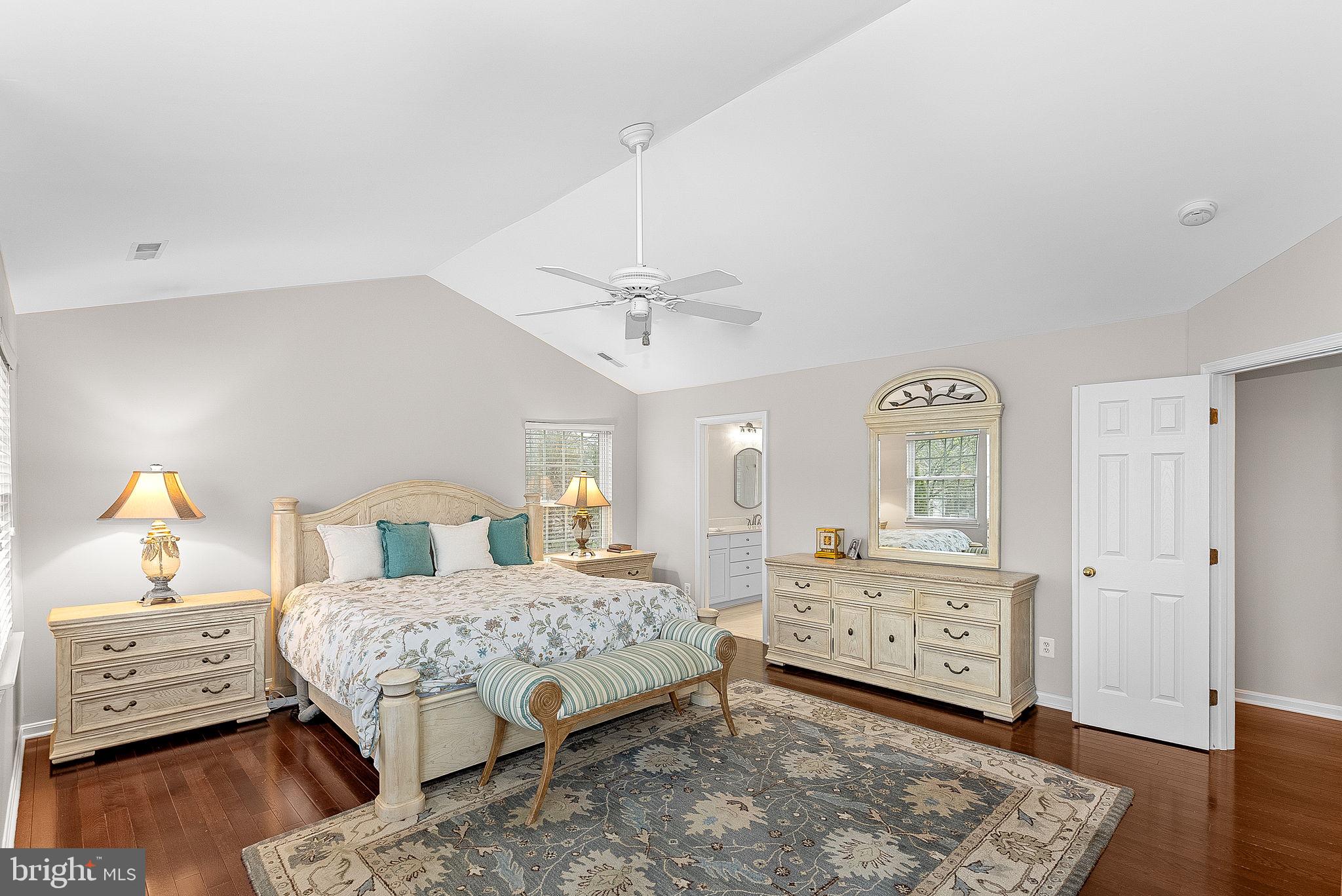 BROADLANDS - Residential