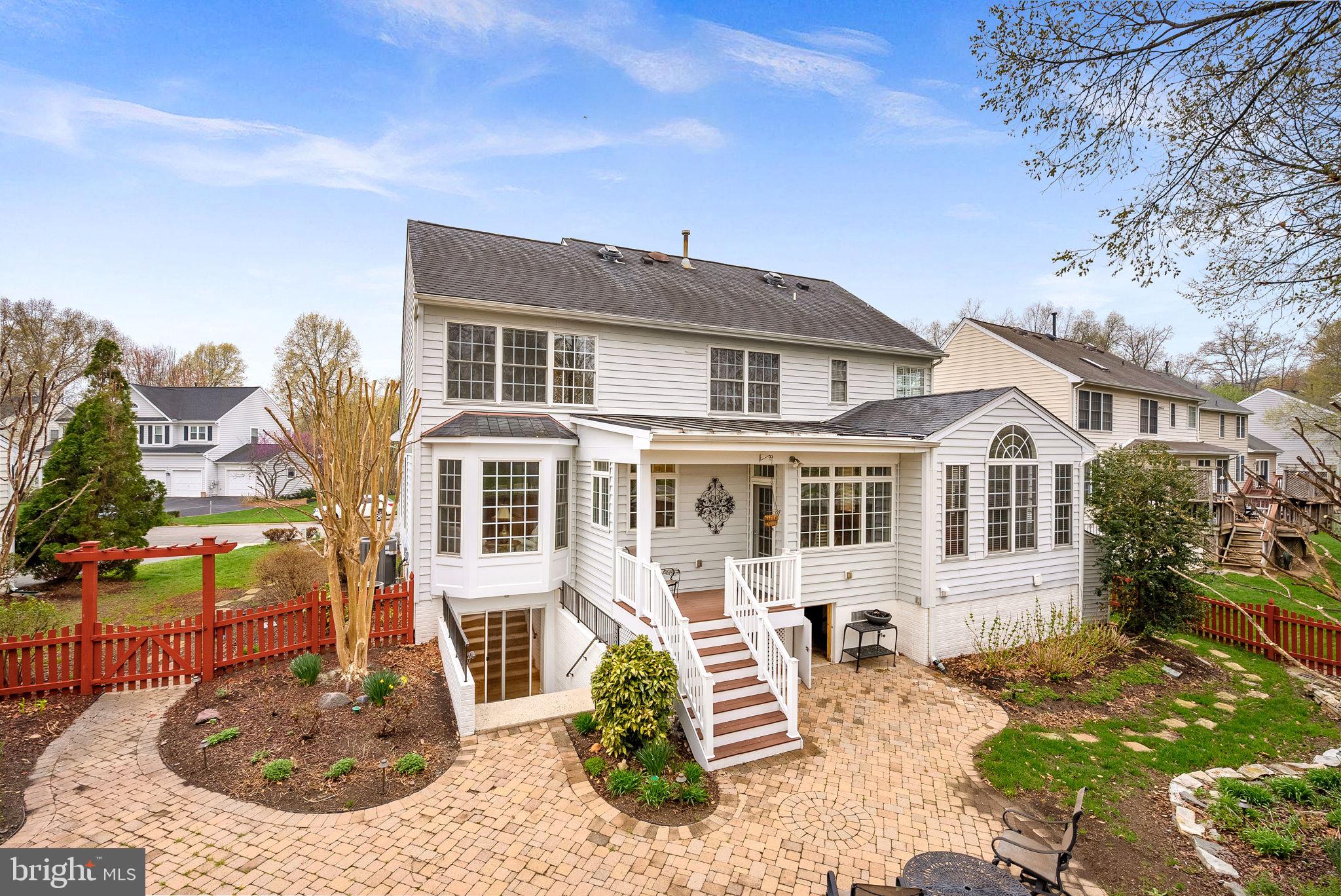 BROADLANDS - Residential