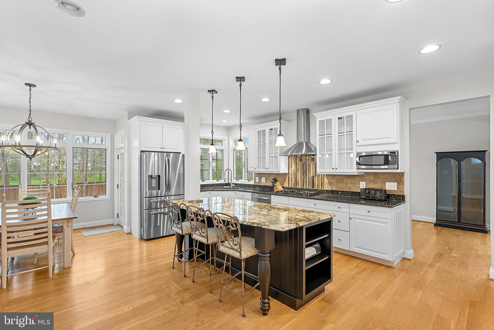 BROADLANDS - Residential