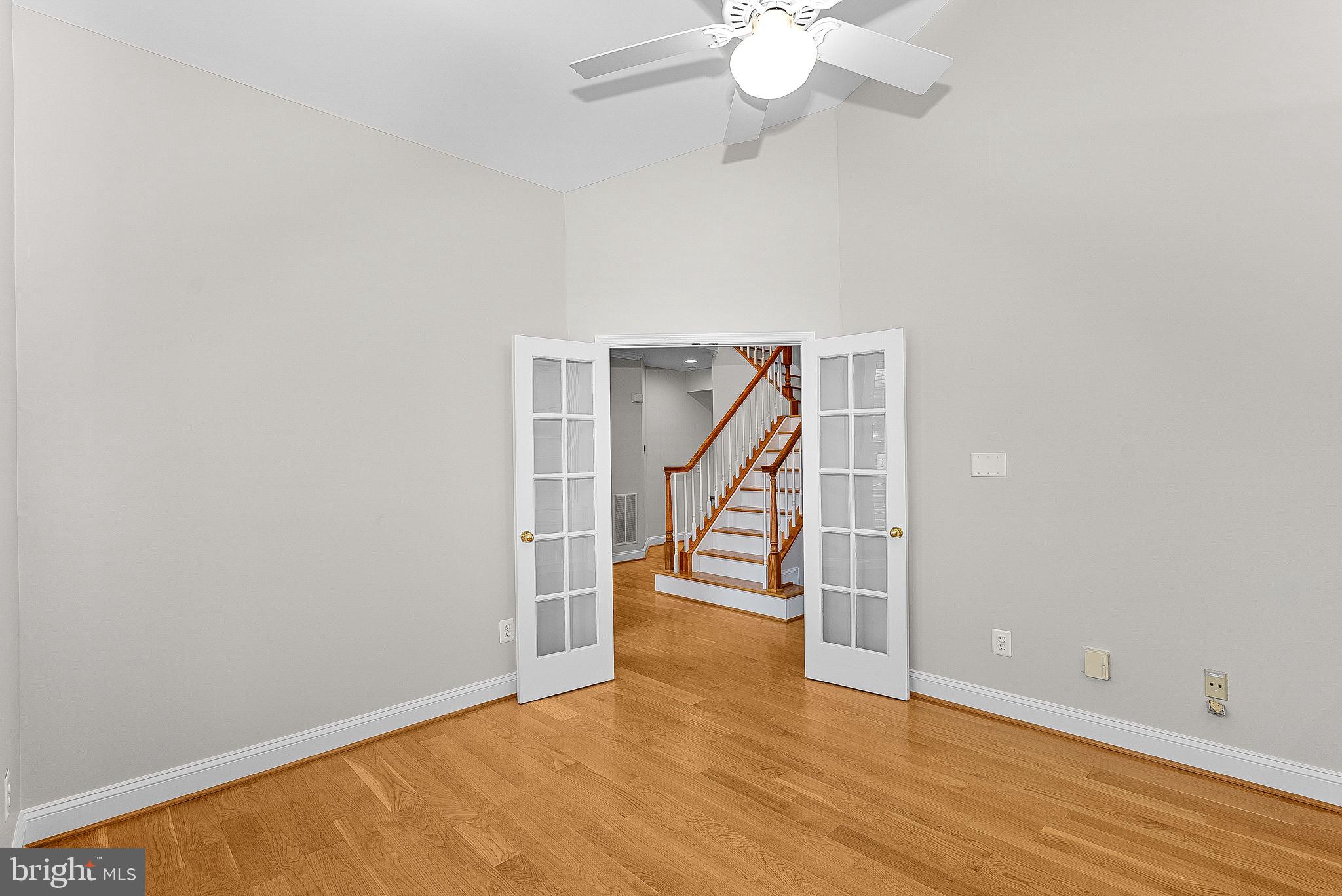 BROADLANDS - Residential