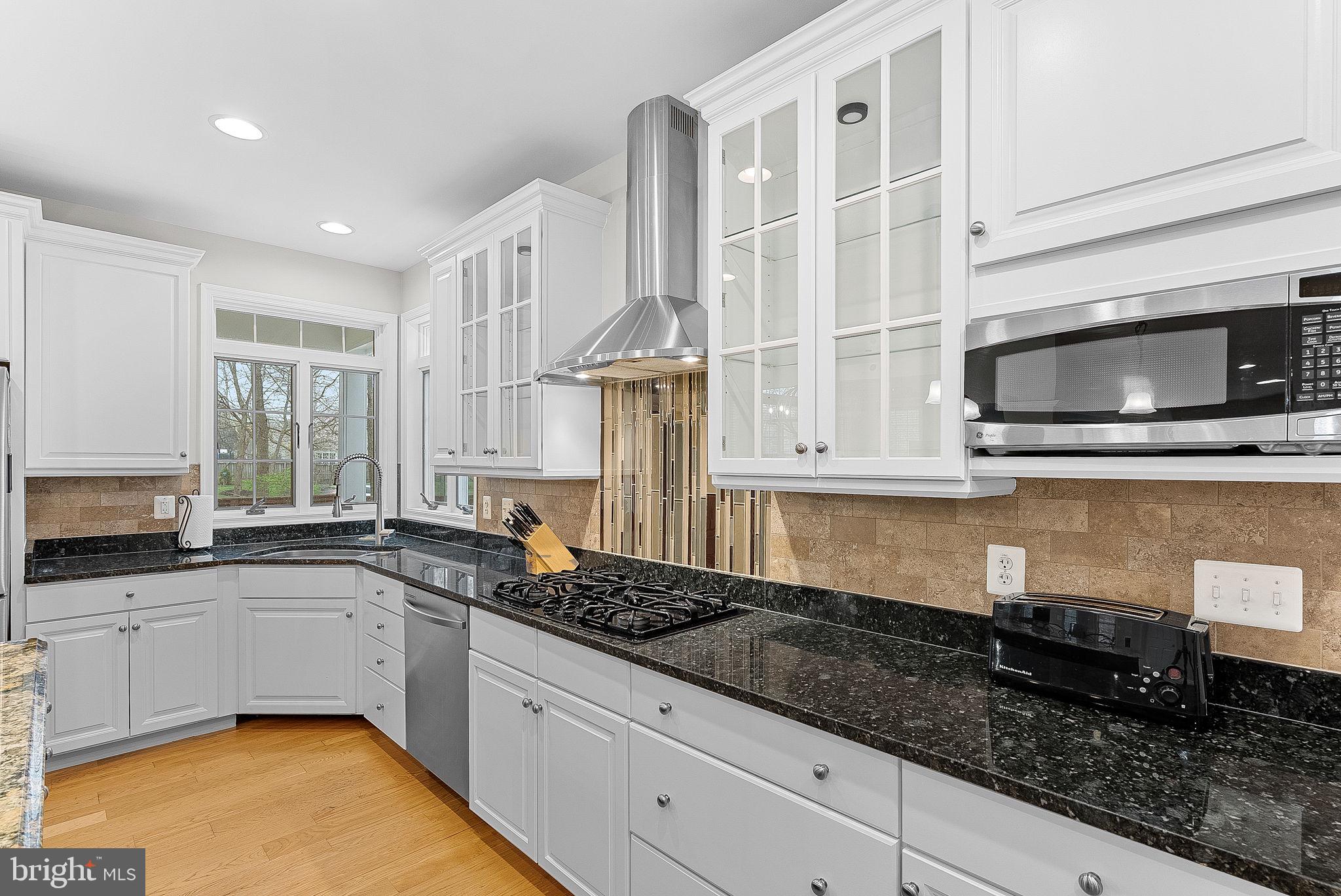 BROADLANDS - Residential