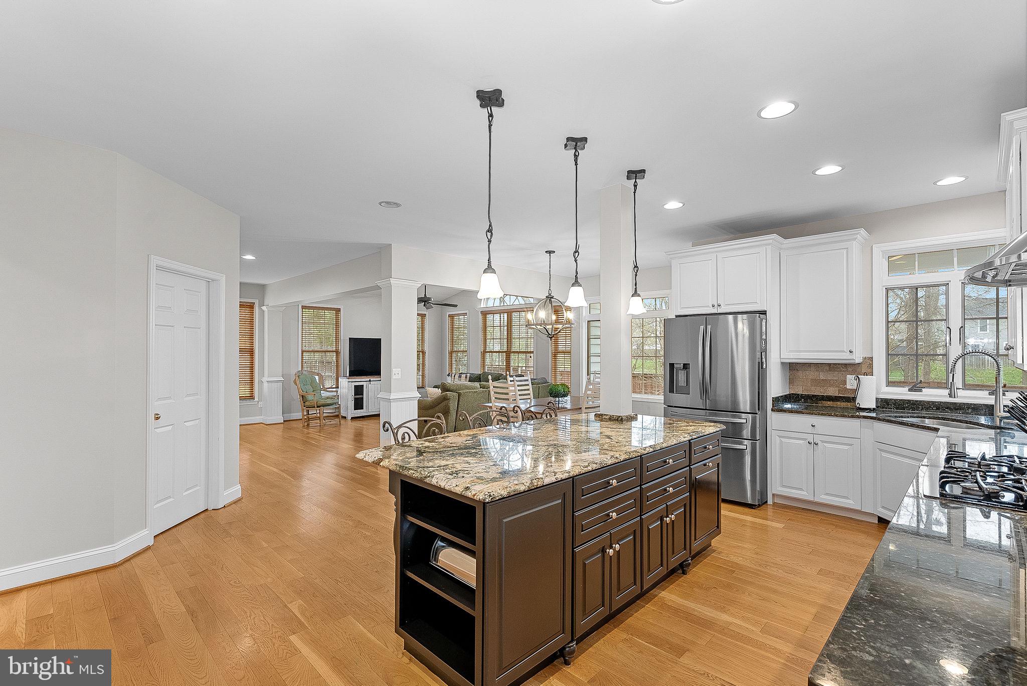 BROADLANDS - Residential