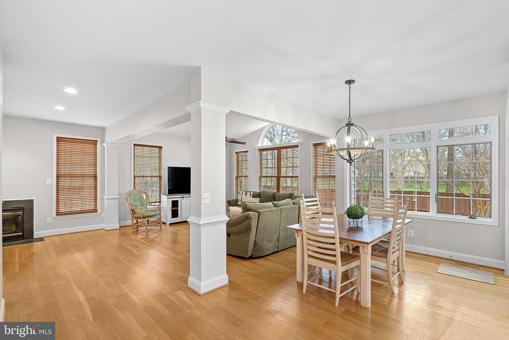 BROADLANDS - Residential