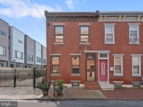Townhouse For Sale - 314 E Wildey Street<br/> Philadelphia County, PHILADELPHIA, PA 19125