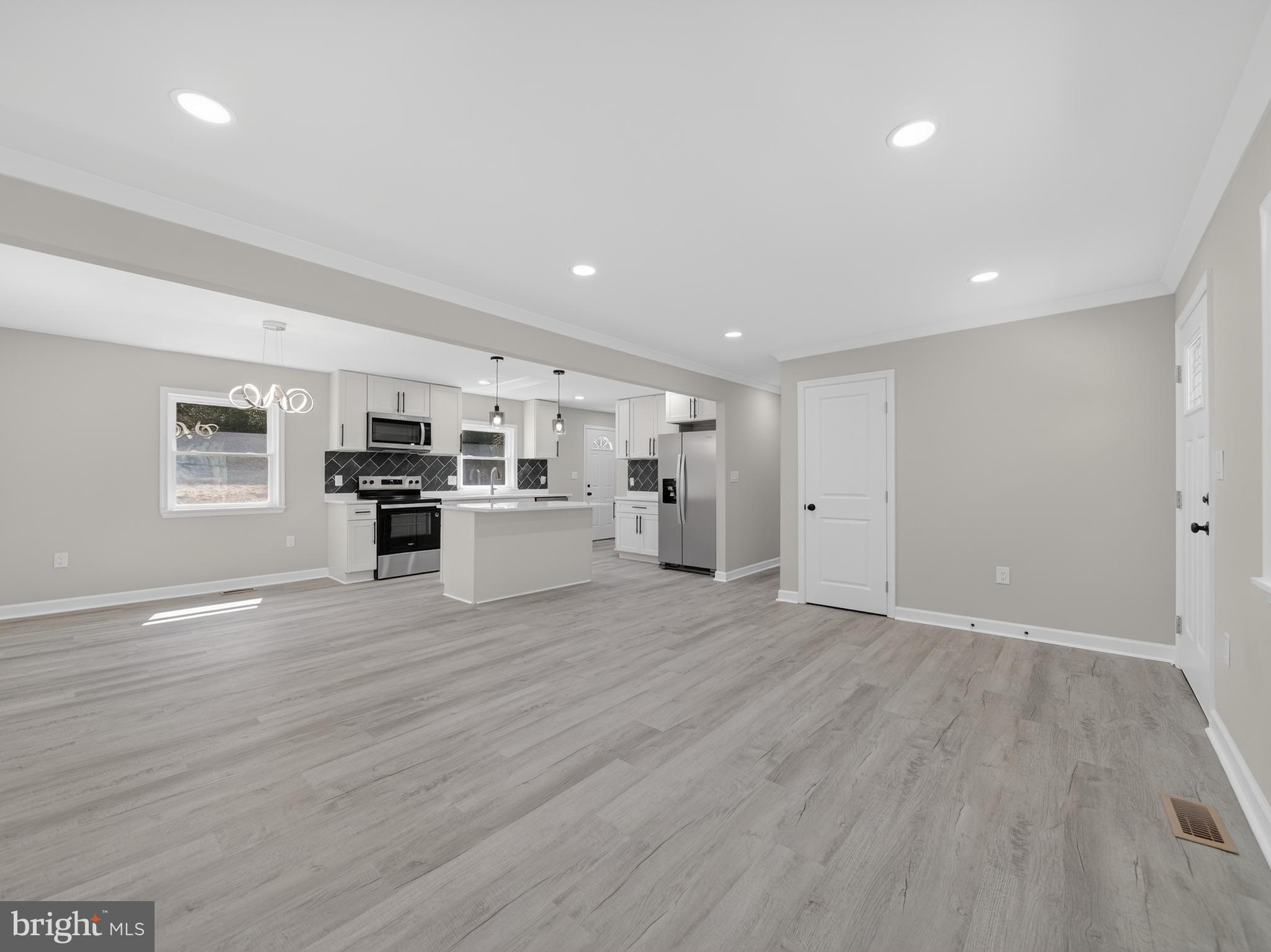 CHESAPEAKE HEIGHTS - Residential