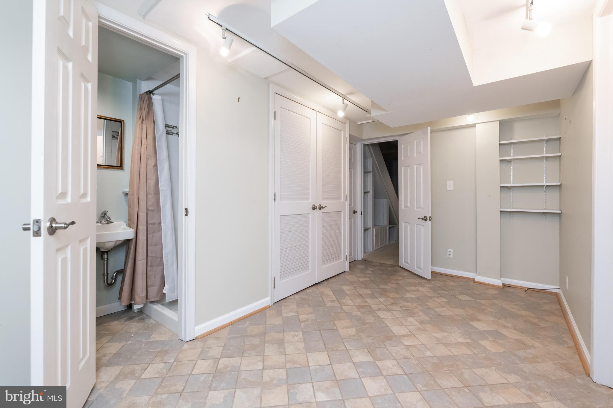 RODGERS FORGE - Residential