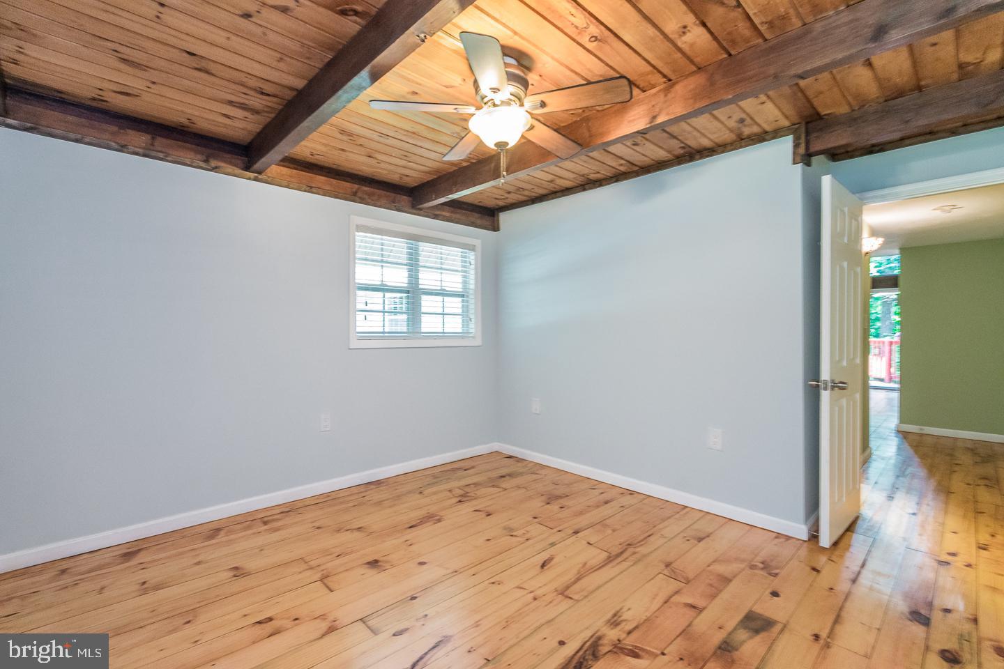 KEYES FERRY ACRES - Residential