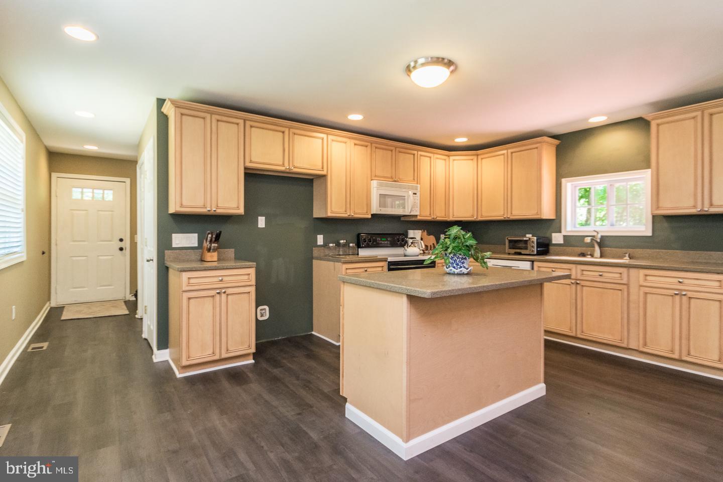 KEYES FERRY ACRES - Residential