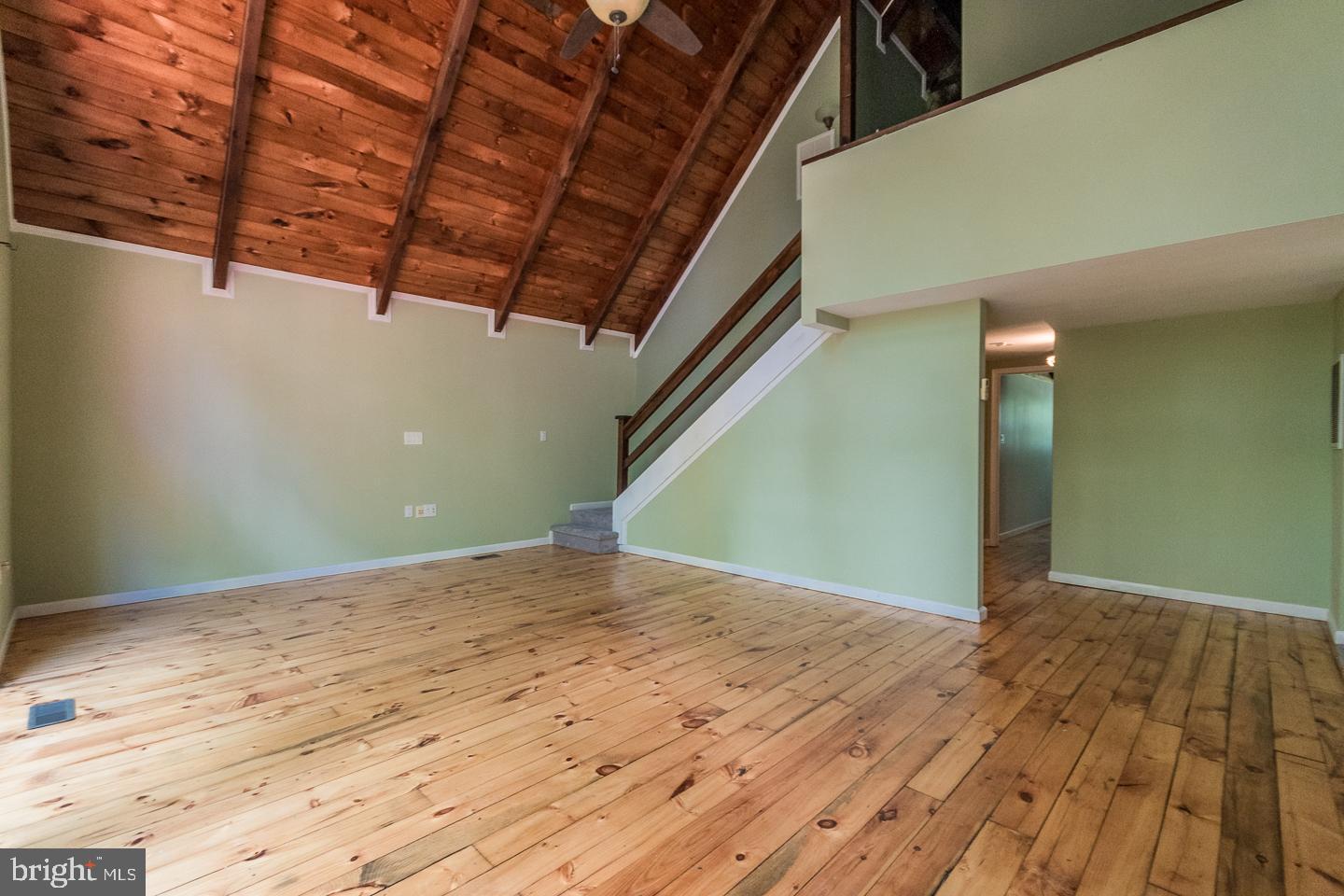 KEYES FERRY ACRES - Residential