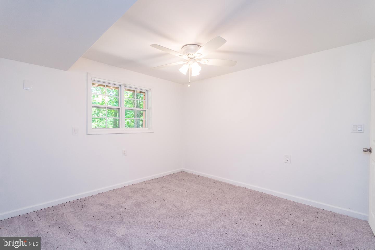 KEYES FERRY ACRES - Residential