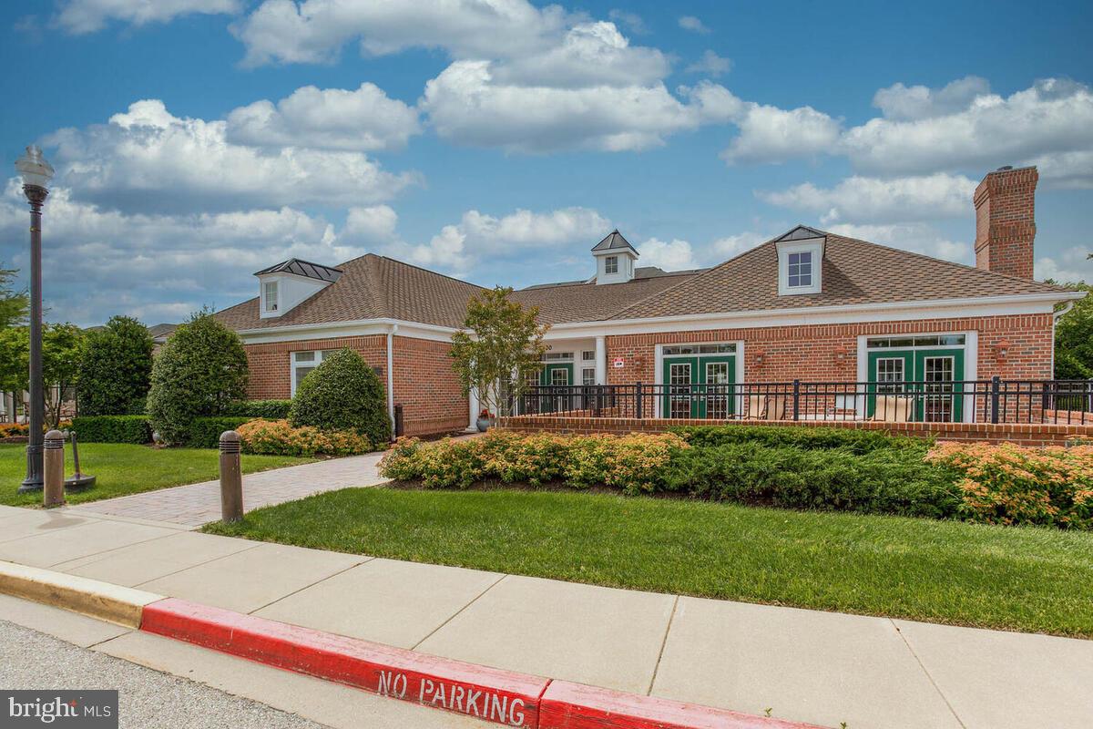 GATHERINGS AT LYNDWOOD - Residential