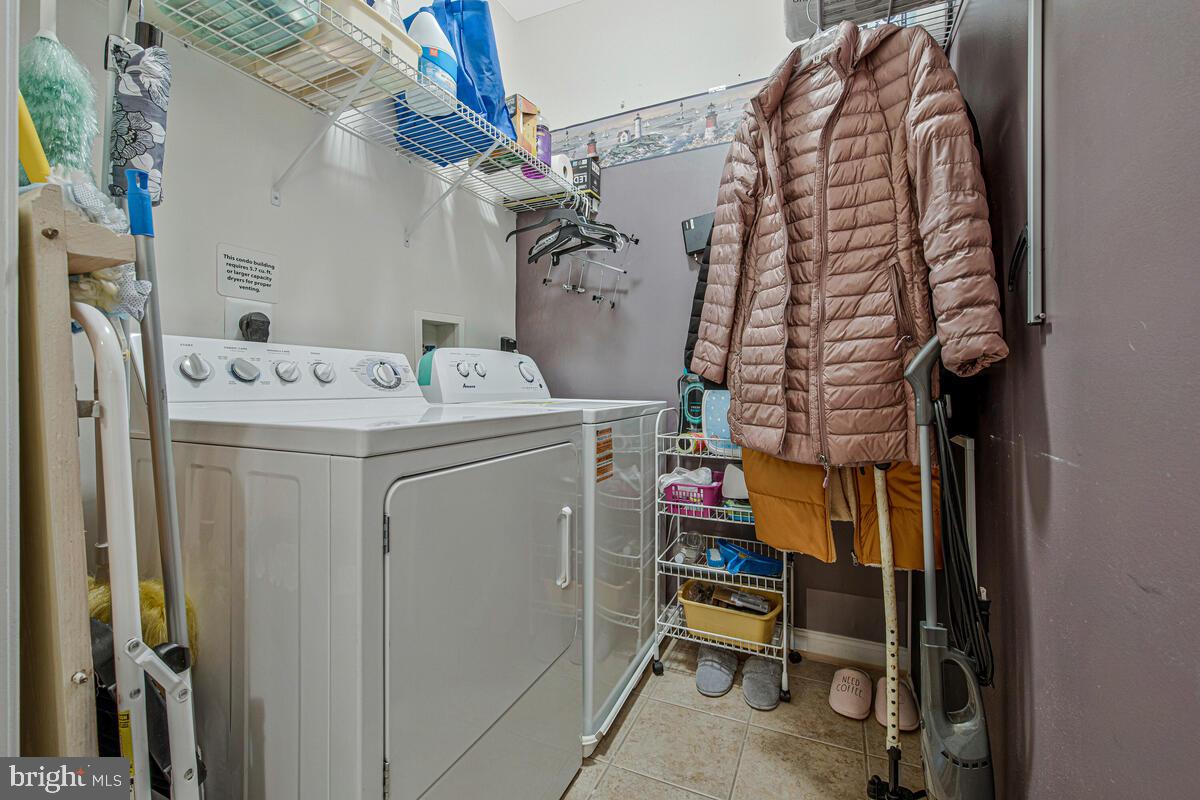 GATHERINGS AT LYNDWOOD - Residential