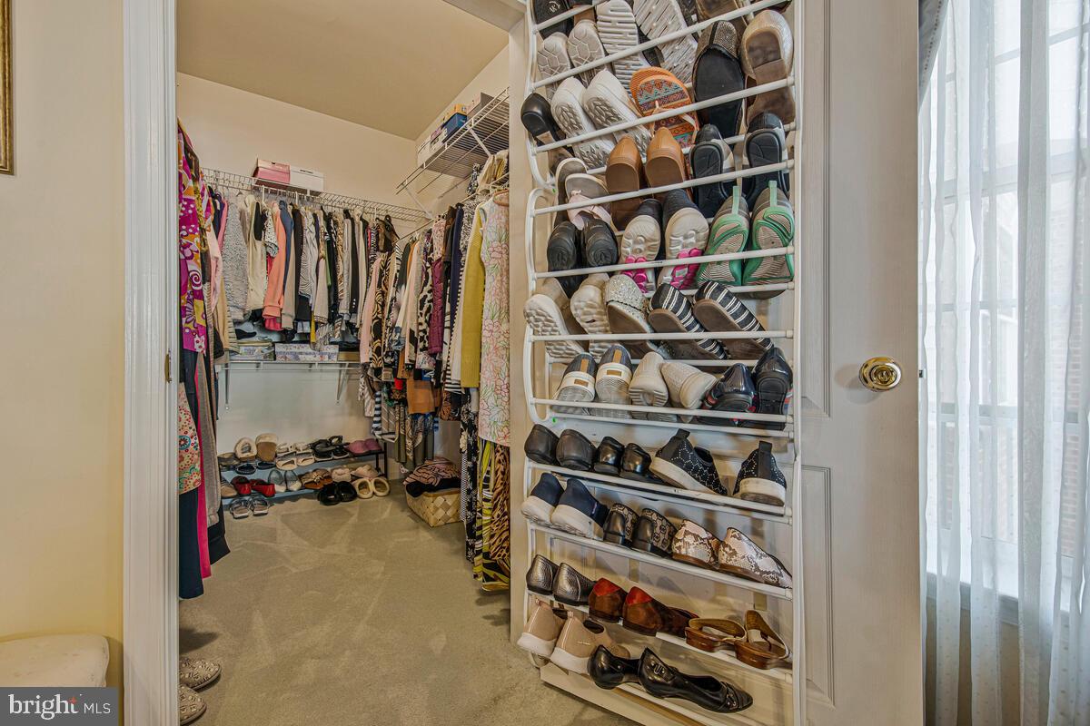 GATHERINGS AT LYNDWOOD - Residential