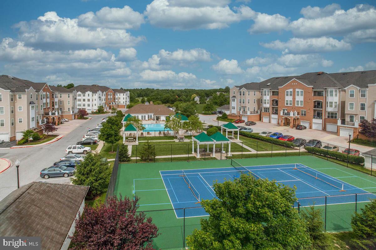 GATHERINGS AT LYNDWOOD - Residential