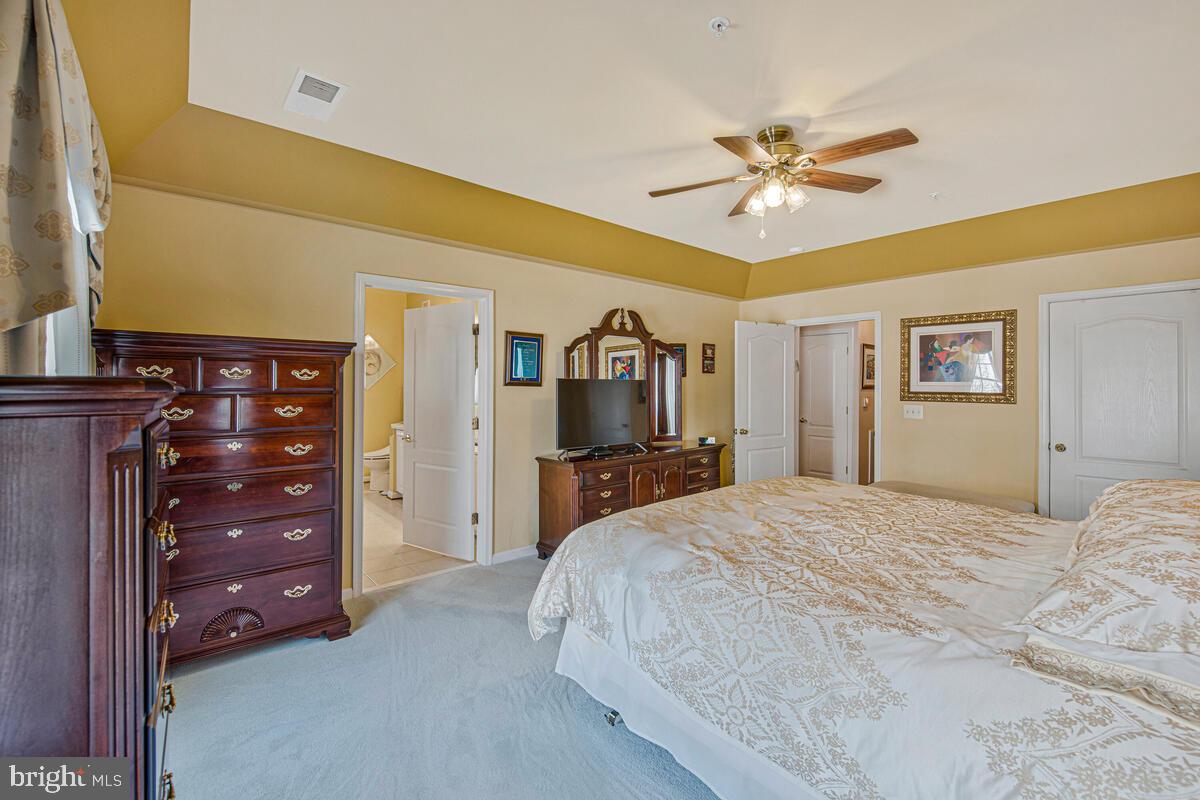 GATHERINGS AT LYNDWOOD - Residential