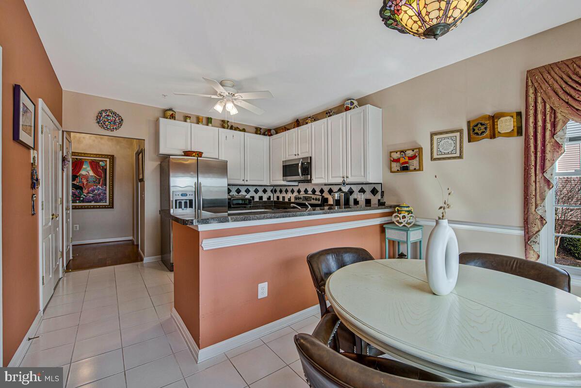 GATHERINGS AT LYNDWOOD - Residential