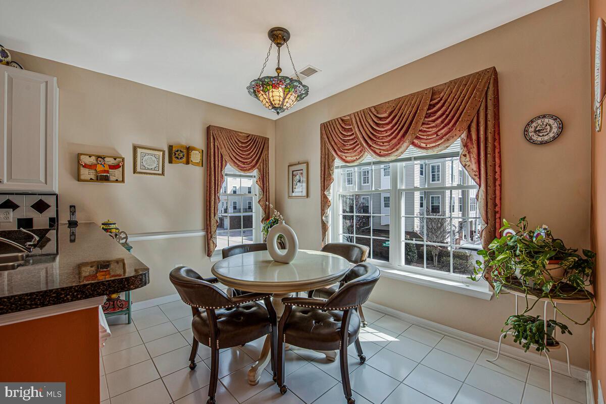 GATHERINGS AT LYNDWOOD - Residential