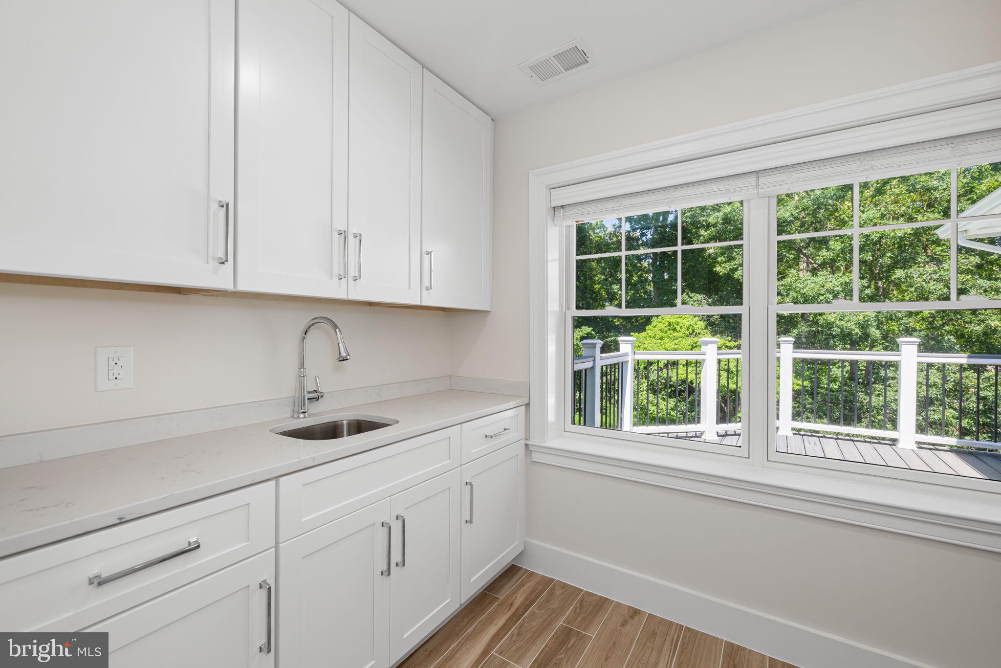 OLDE SWINKS MILL ESTATES - Residential