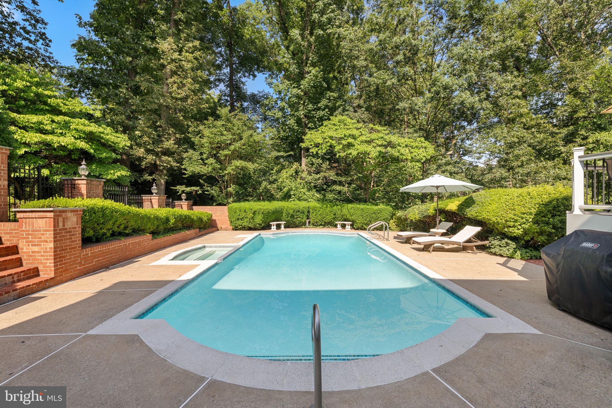 OLDE SWINKS MILL ESTATES - Residential