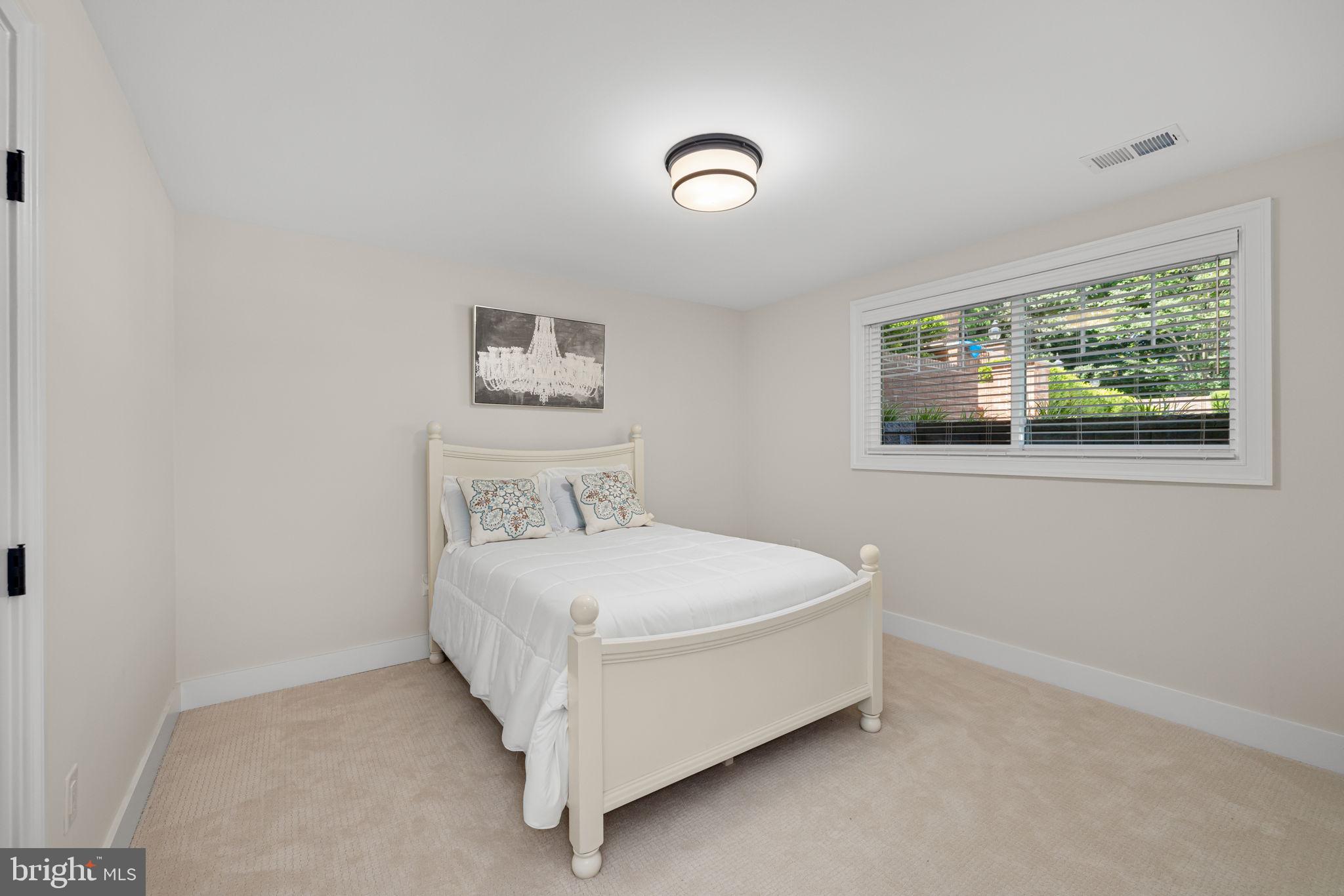 OLDE SWINKS MILL ESTATES - Residential