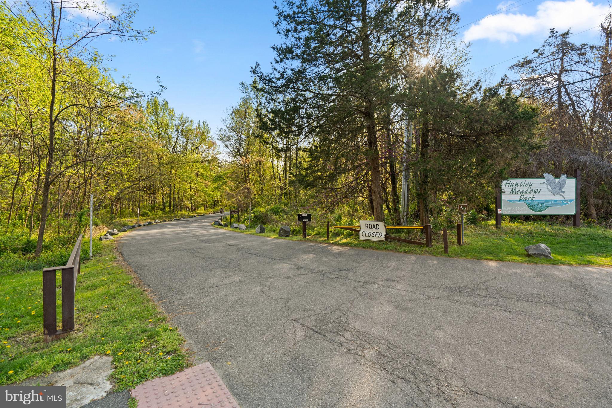 VALLEY VIEW - Residential