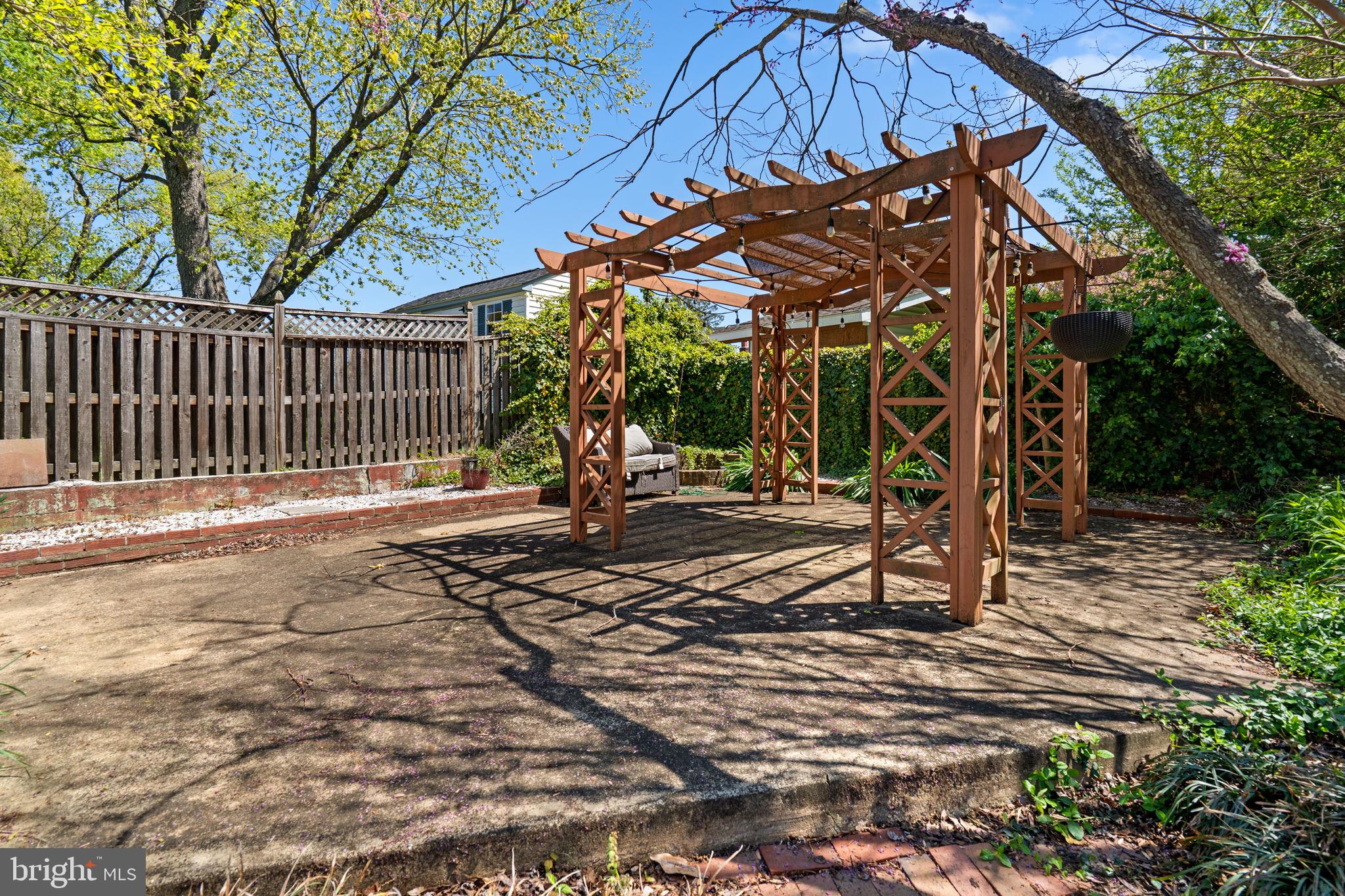 VALLEY VIEW - Residential