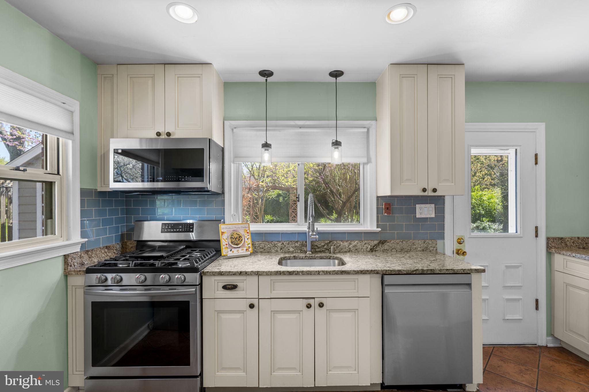 VALLEY VIEW - Residential