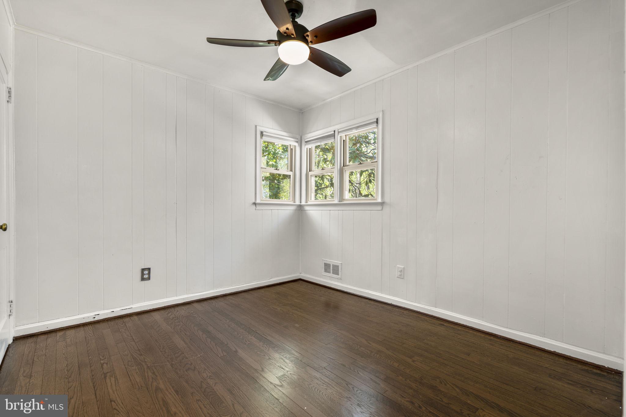 VALLEY VIEW - Residential