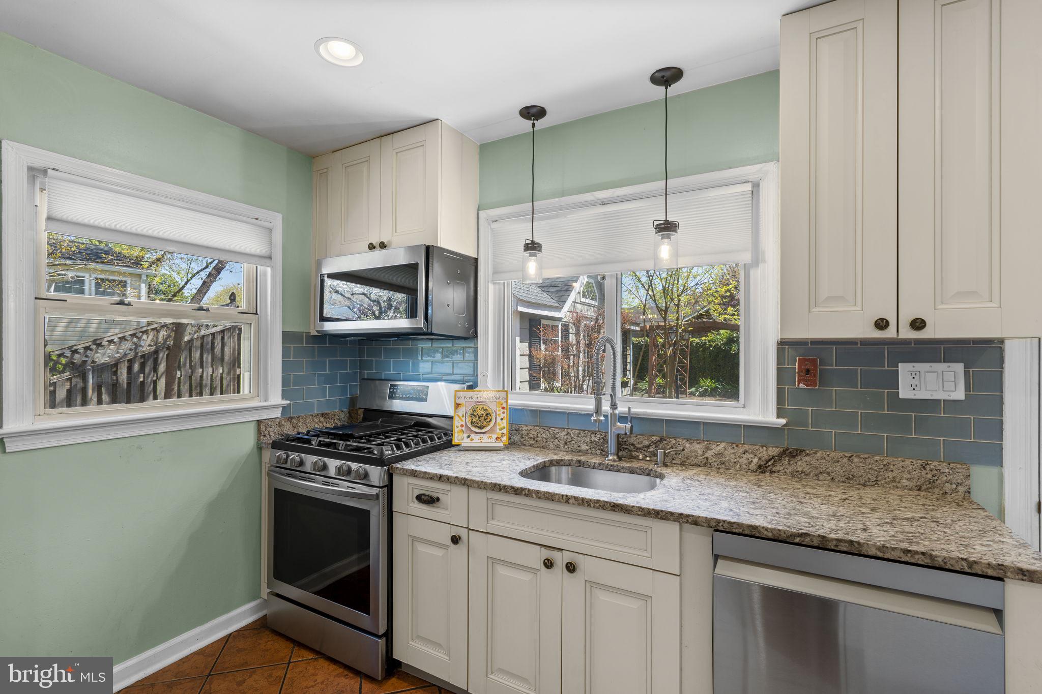 VALLEY VIEW - Residential