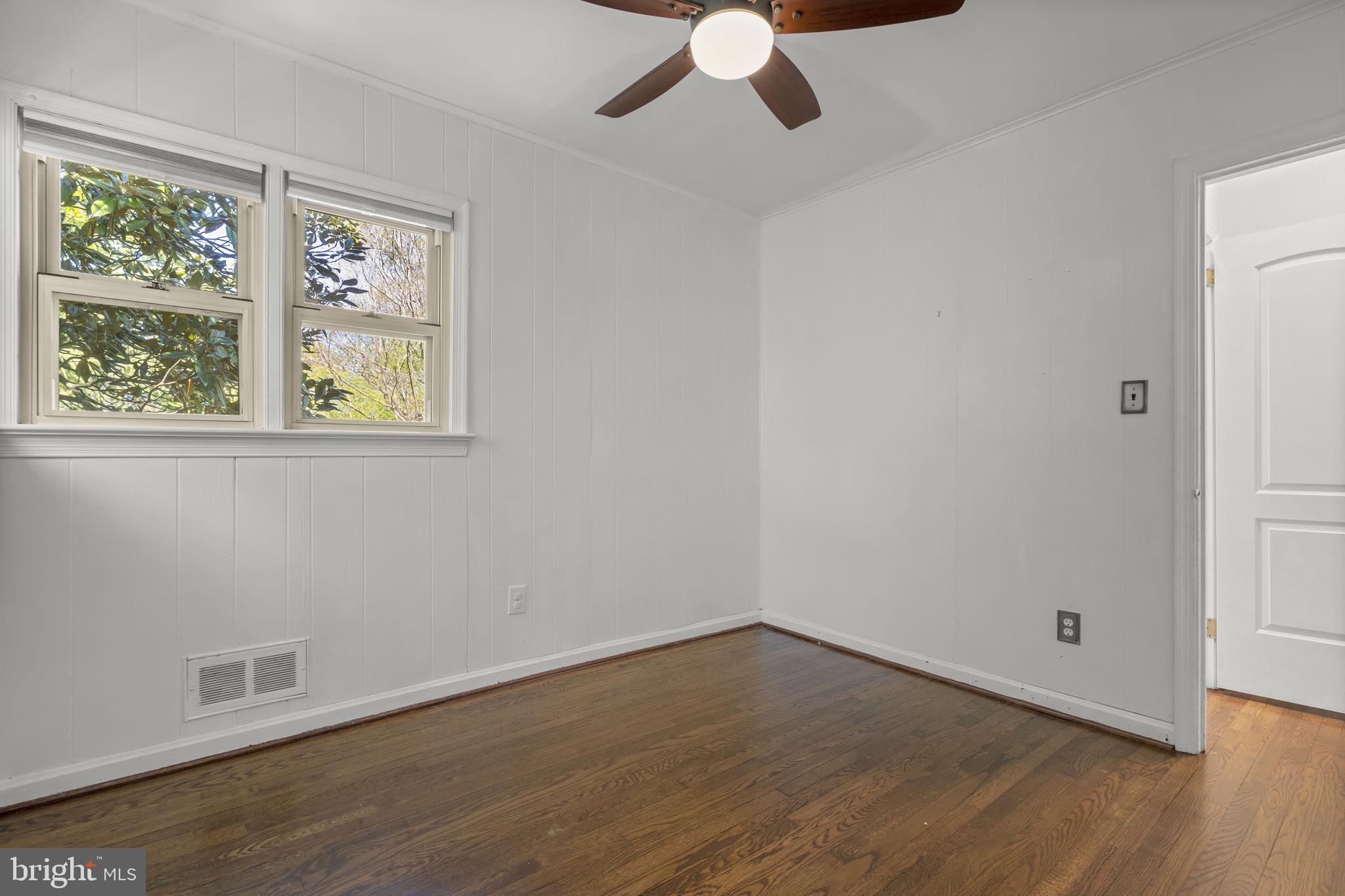 VALLEY VIEW - Residential