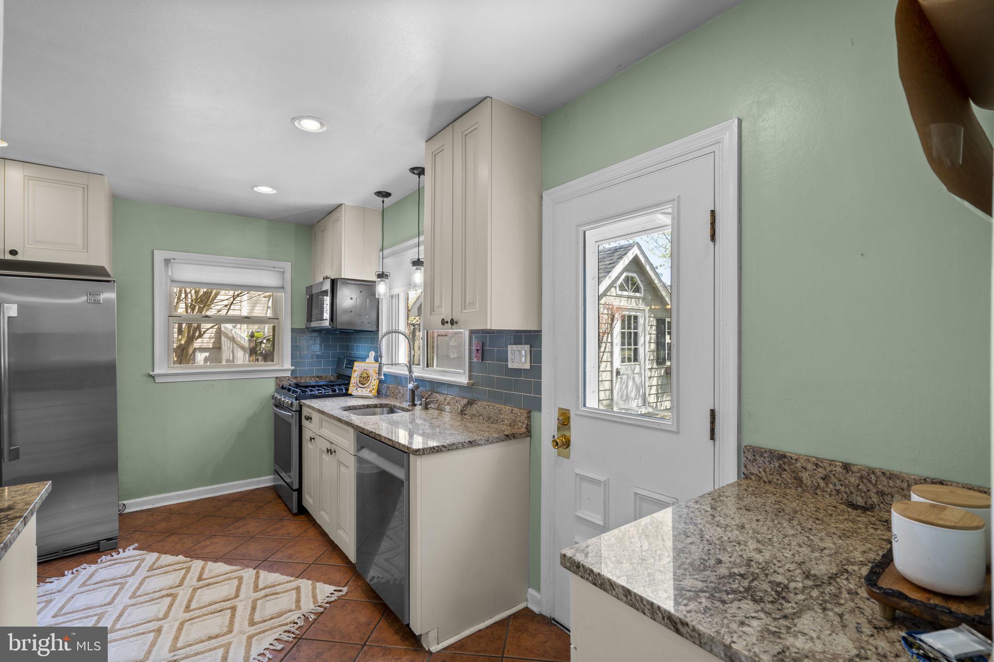 VALLEY VIEW - Residential