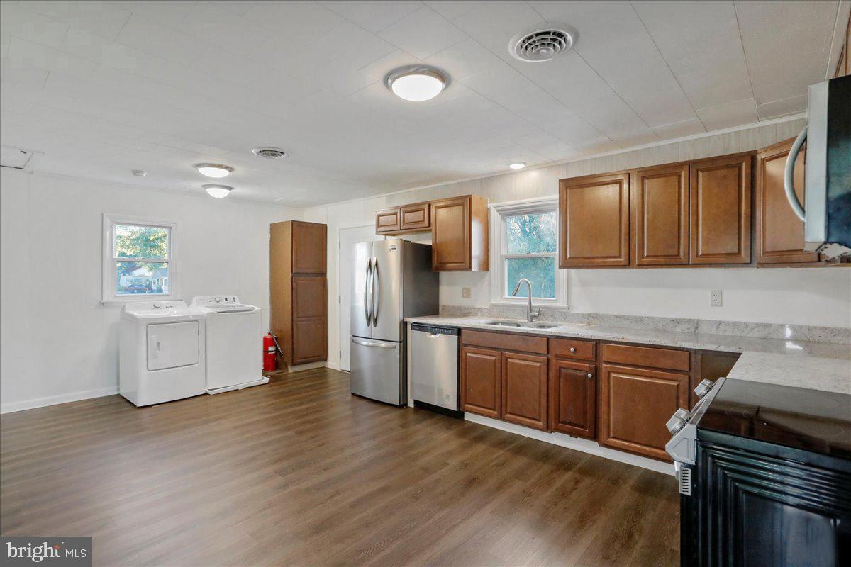1200 GRAZIER STREET