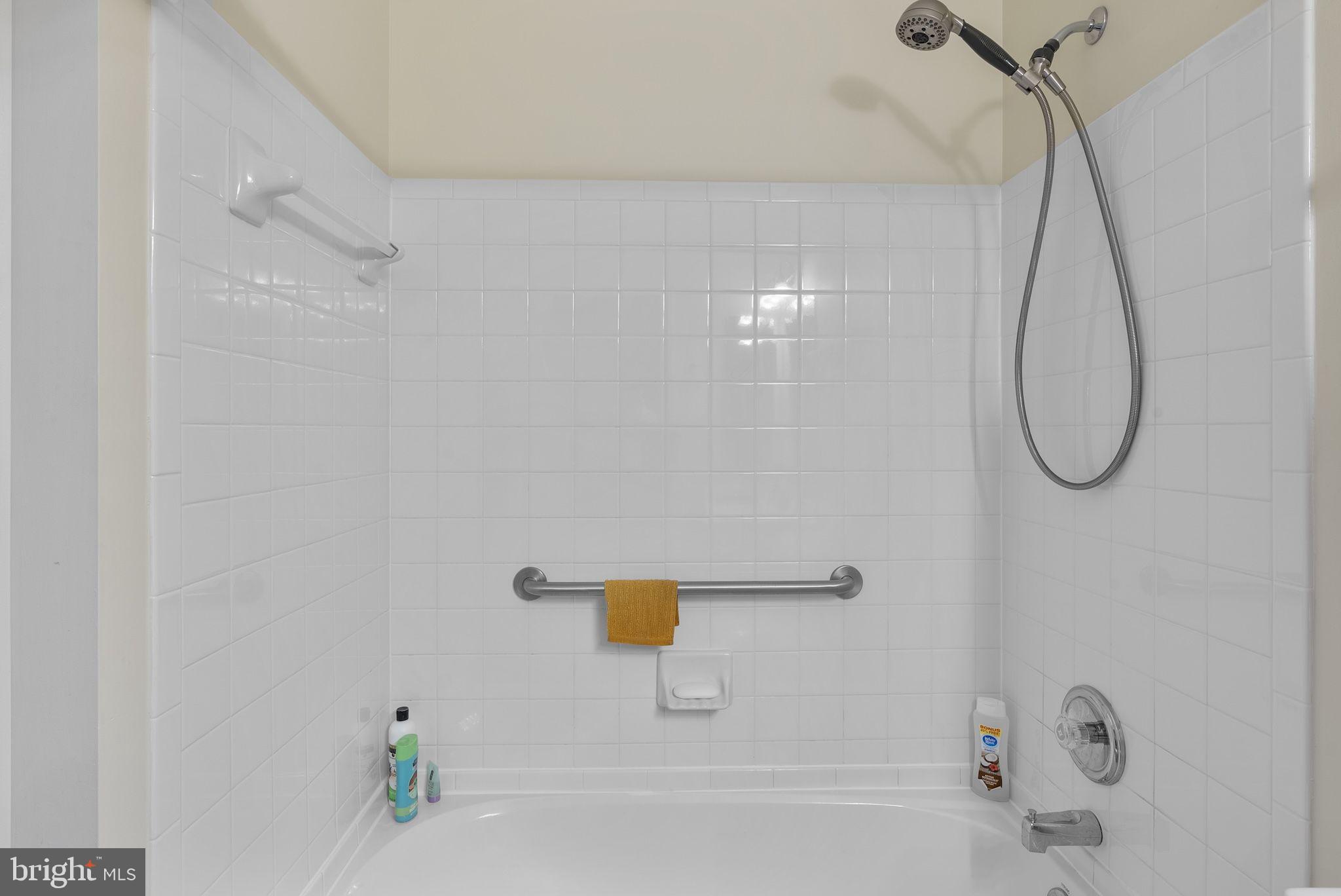 PERRY HALL FARMS - Residential