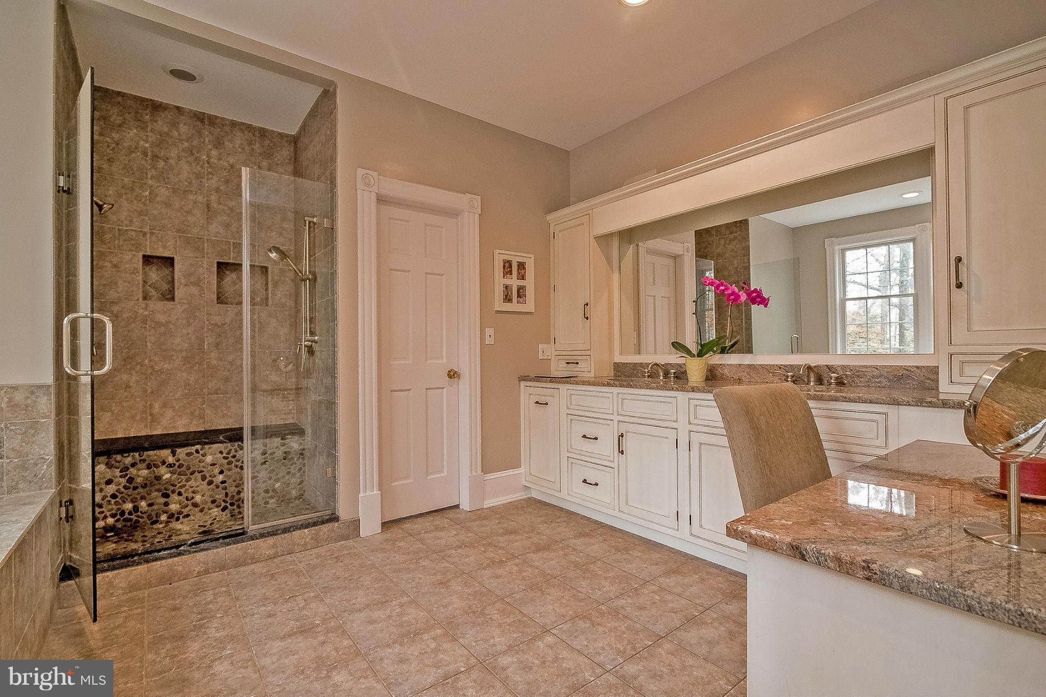 MARTINS COVE FARM - Residential