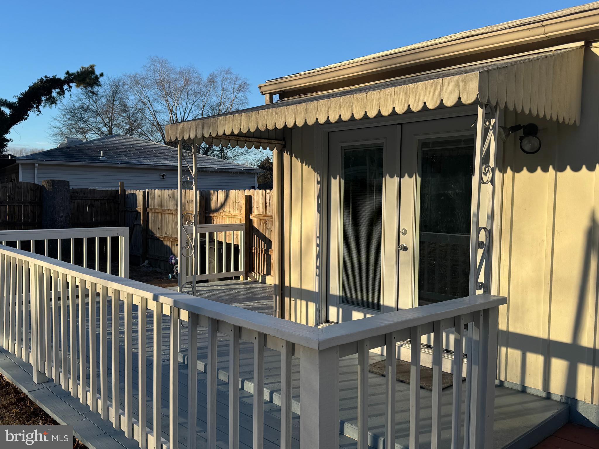 COULBOURN MANOR - Residential