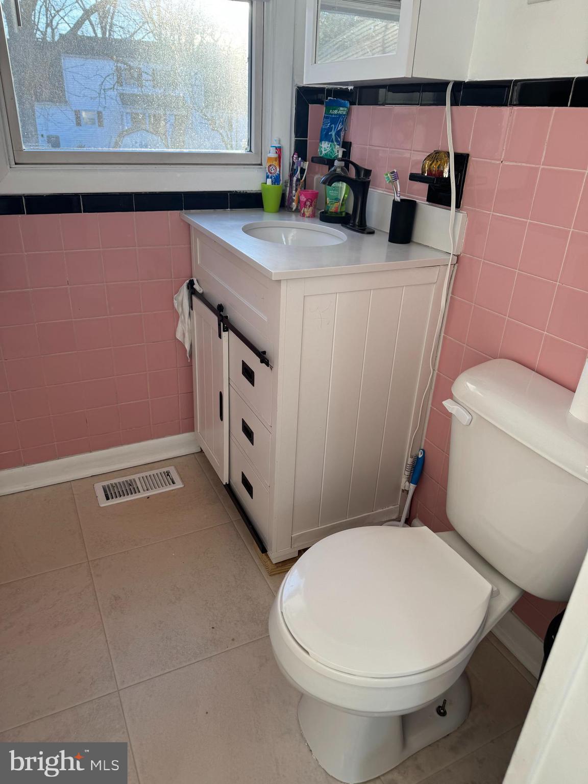 COULBOURN MANOR - Residential