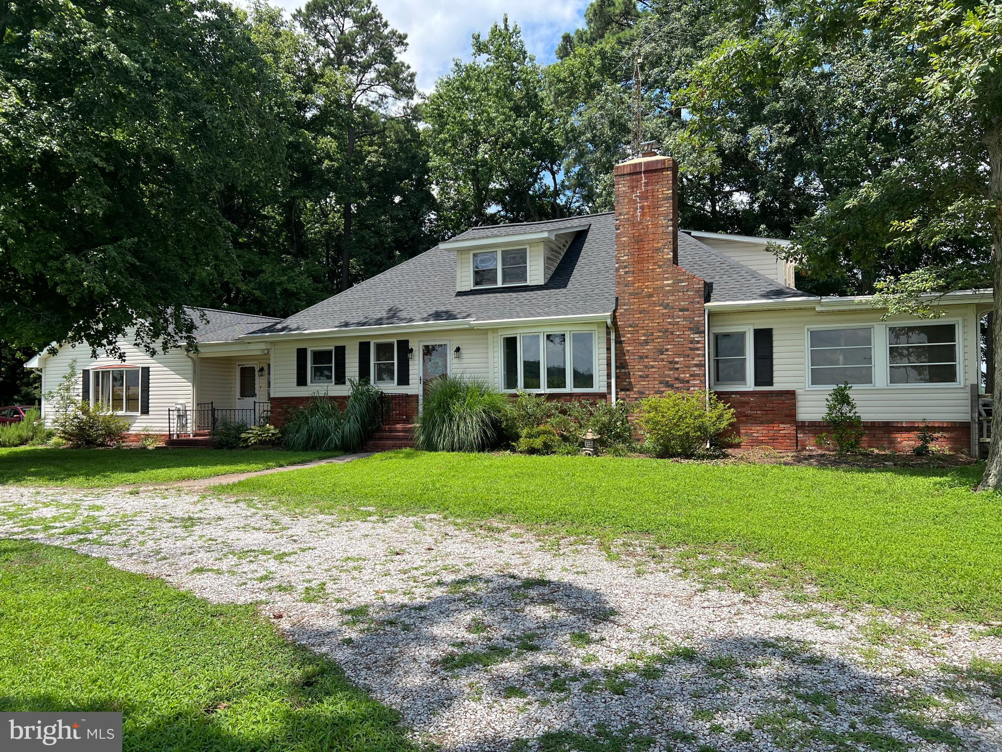 6446 SUICIDE BRIDGE ROAD